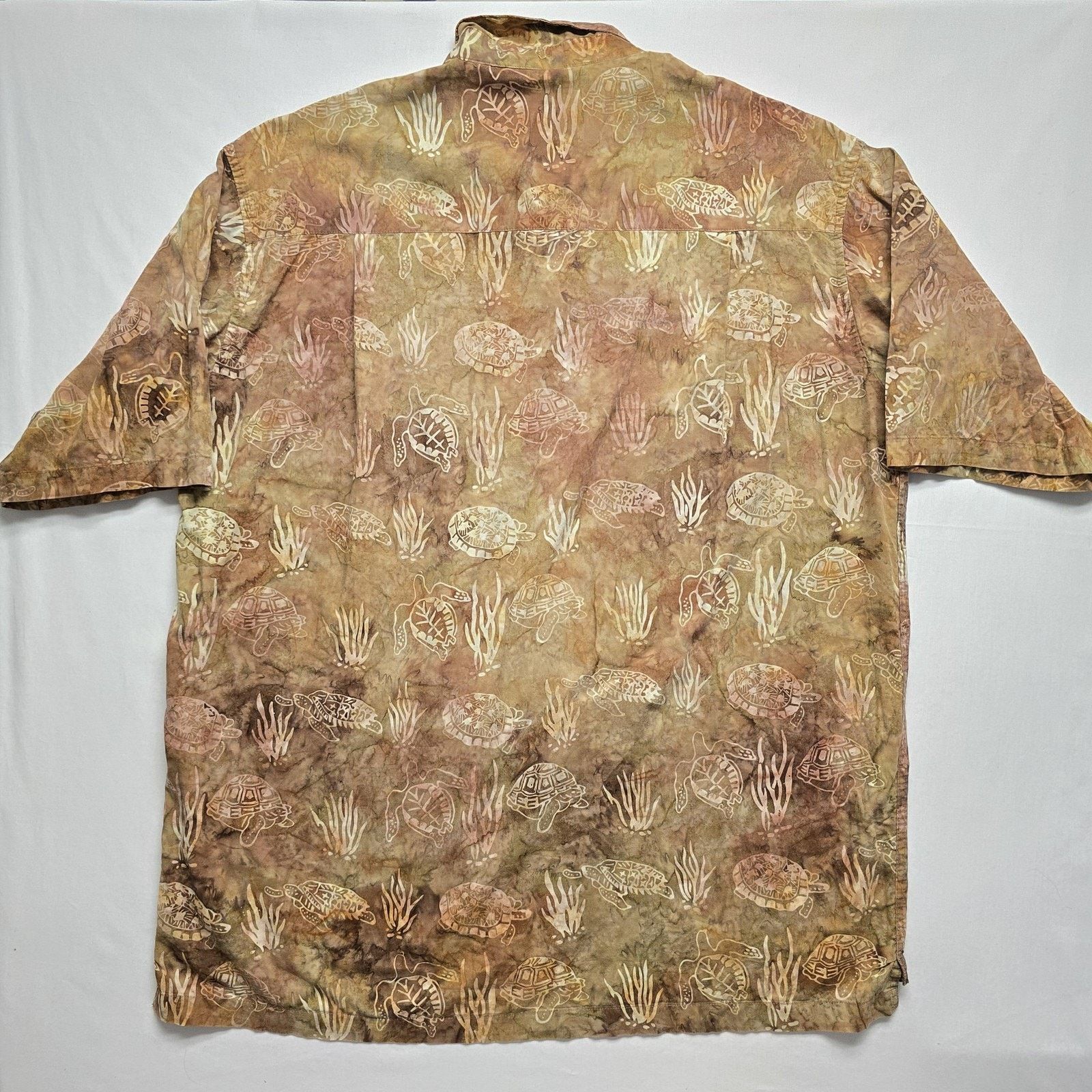 Other Basic Options Shirt XL Brown Sea Turtle Hawaiian Button Up Size US L / EU 52-54 / 3 - 6 Thumbnail