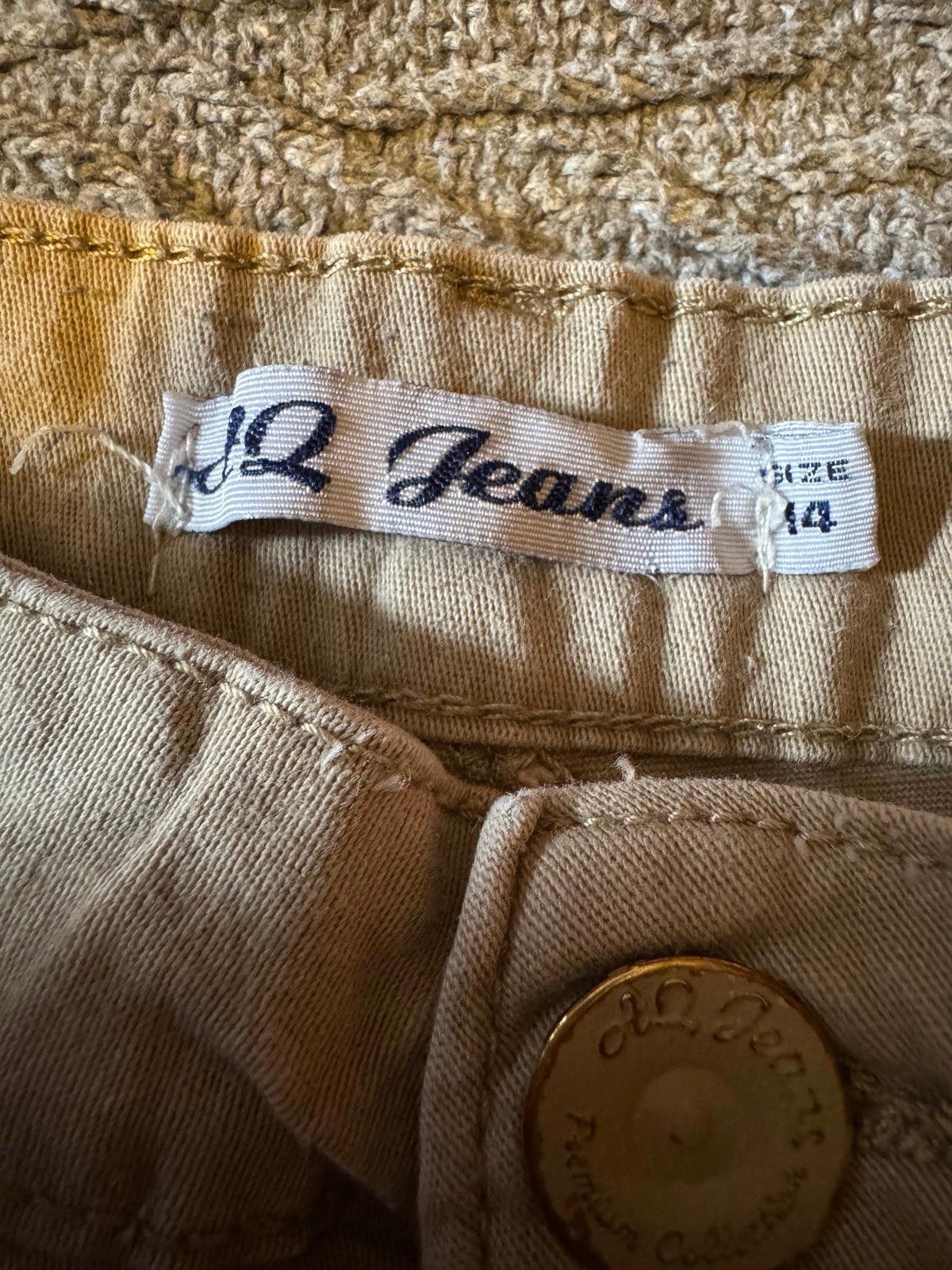 Designer Boy Size 14 Khaki Shorts Size US 26 / EU 42 - 3 Thumbnail
