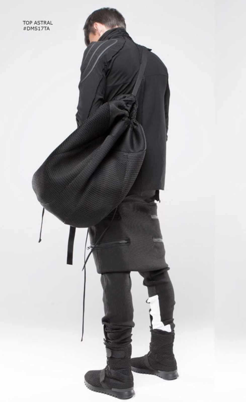 Pouch Space Grid in Black, Men's — image 3 of 6