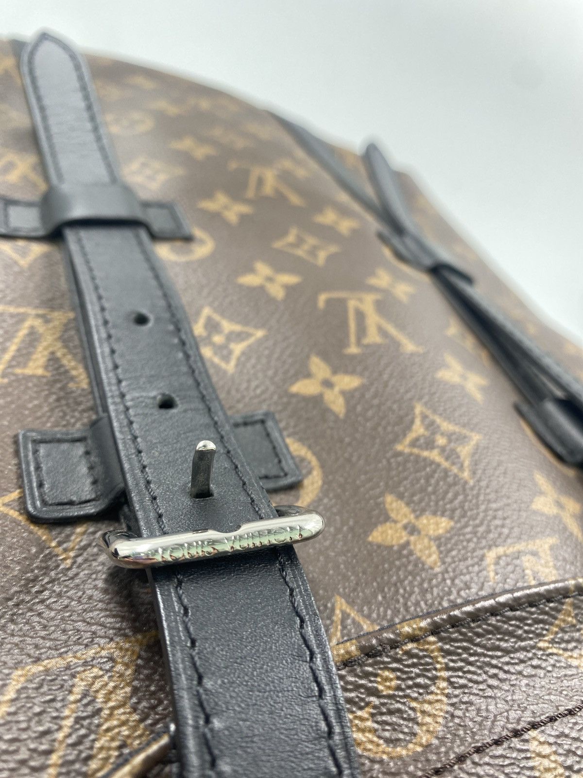Louis Vuitton Louis Vuitton Christopher PM Bagpack Size 40 - 11 Thumbnail