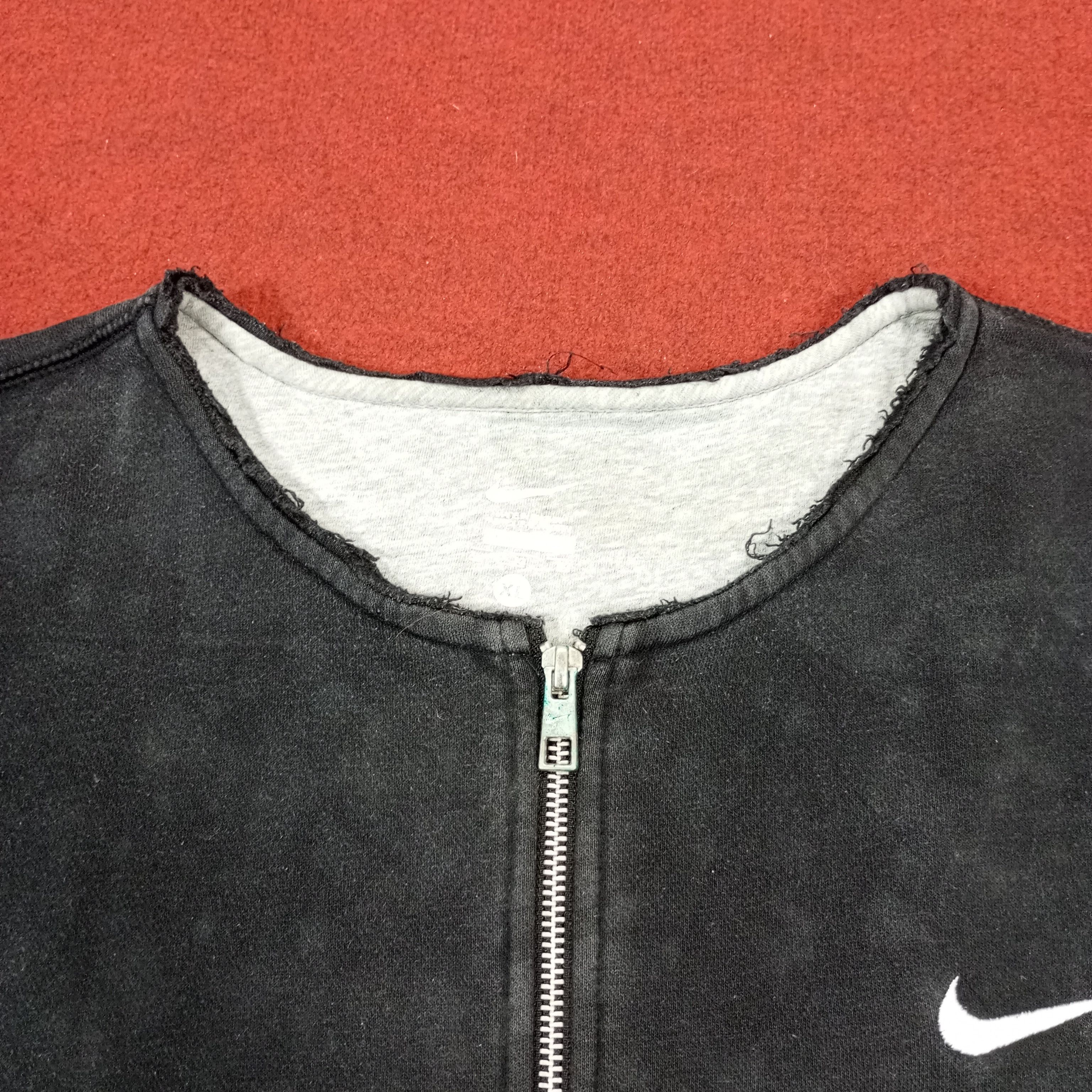 Nike × Vintage Nike Small Logo Design Sweater Size US XL / EU 56 / 4 - 5 Thumbnail