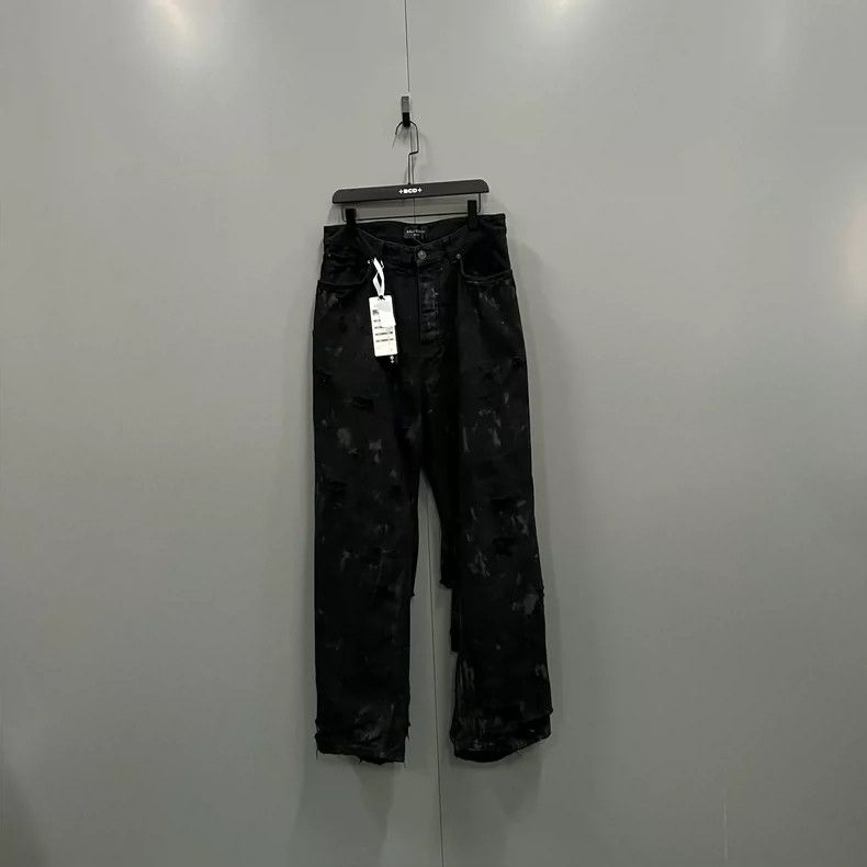 Balenciaga Balenciaga size S Black Distressed Ripped Dirty Denim Pant Size US 27 - 1 Thumbnail