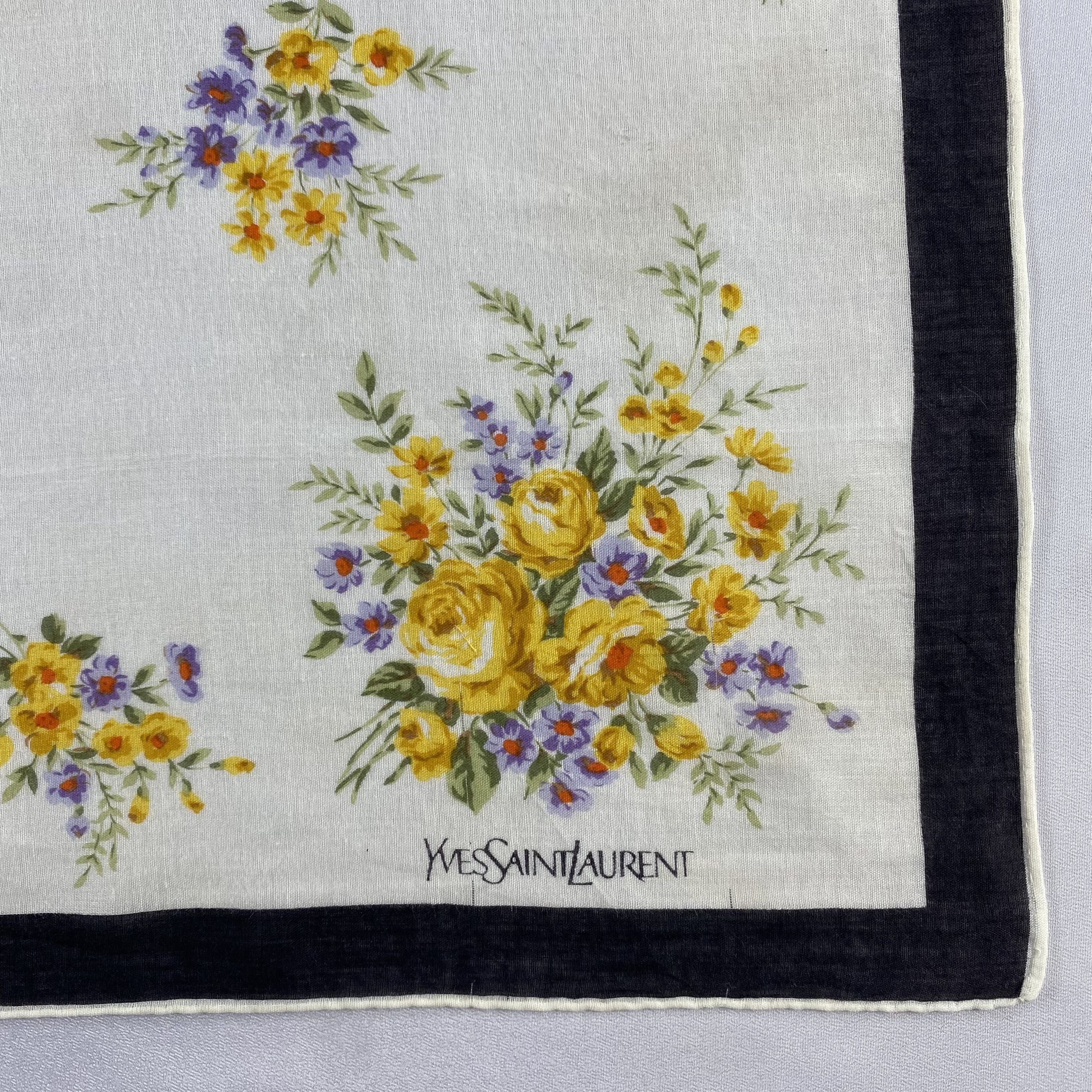 Vintage Yves Saint Laurent Bandana/ Handkerchief / Neckerchief-P1675 Size ONE SIZE - 3 Thumbnail