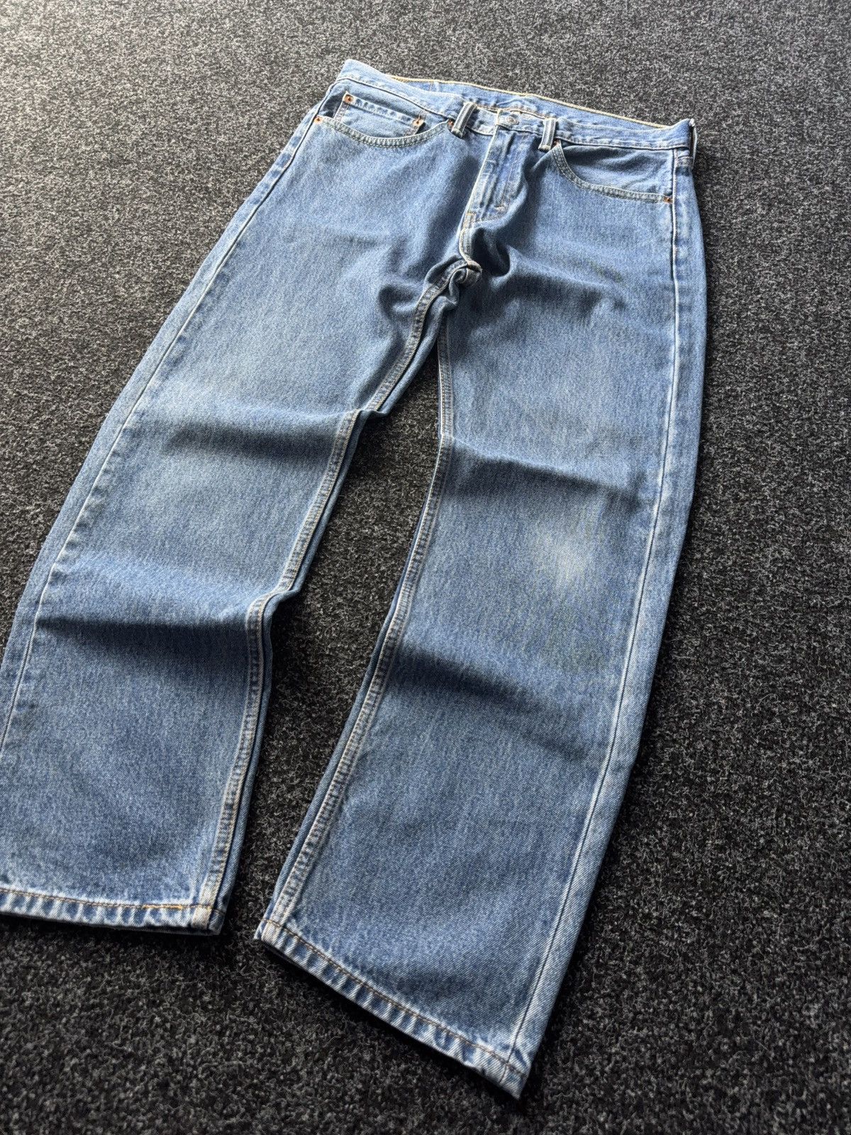 Levi's × Vintage Vintage 00s 505 Levi’s Zip Fly Denim Jeans Size US 34 / EU 50 - 3 Thumbnail