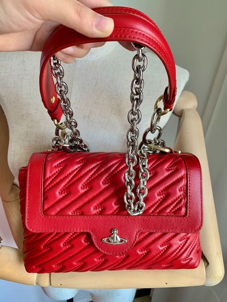 Vivienne Westwood Vivienne Westwood Saturn red lightning flip cover chain ba Size ONE SIZE - 1 Thumbnail