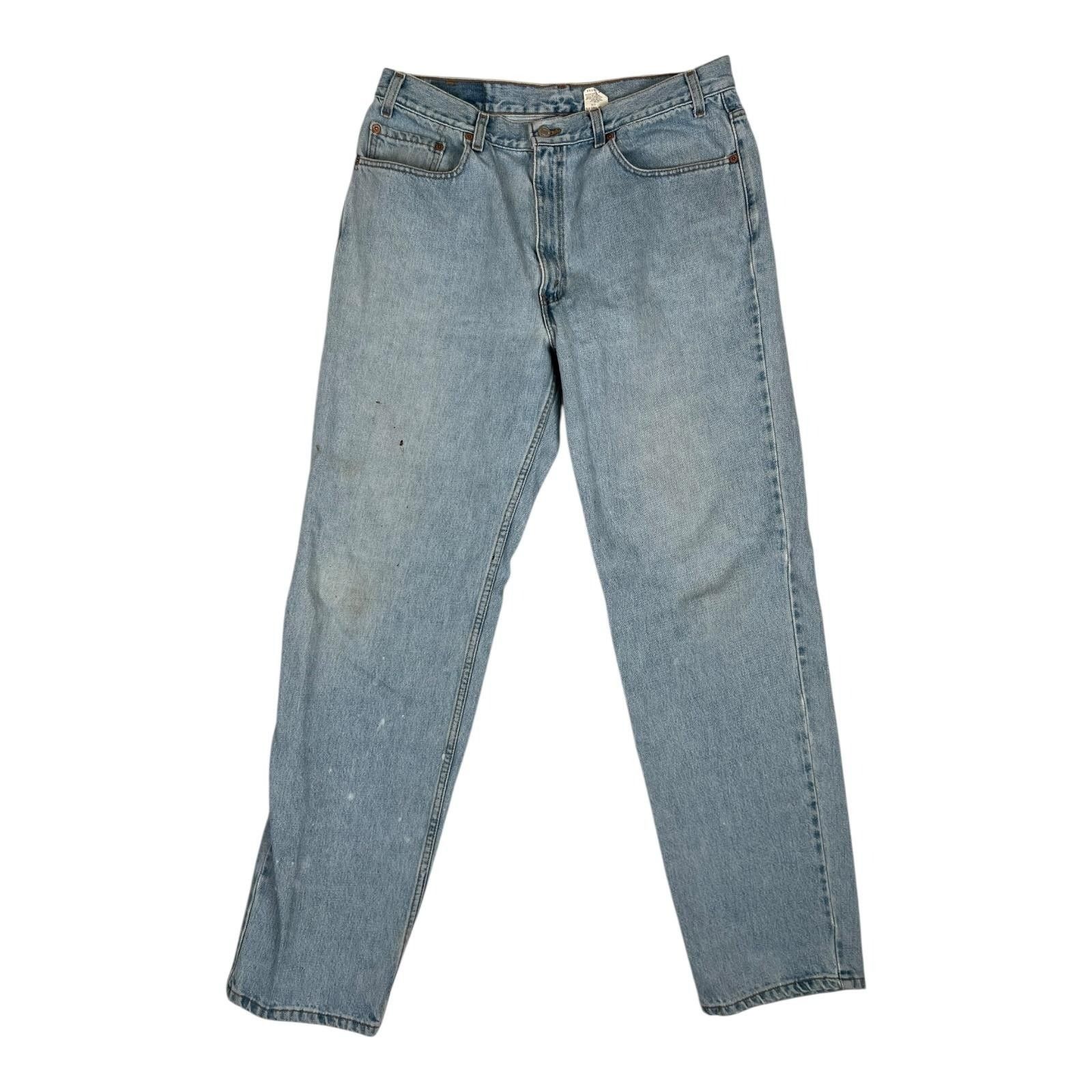 Levi's VTG Levis 550 Jeans Mens 36x34 Blue Light Wash Relaxed Fit T Size US 36 / EU 52 - 1 Thumbnail