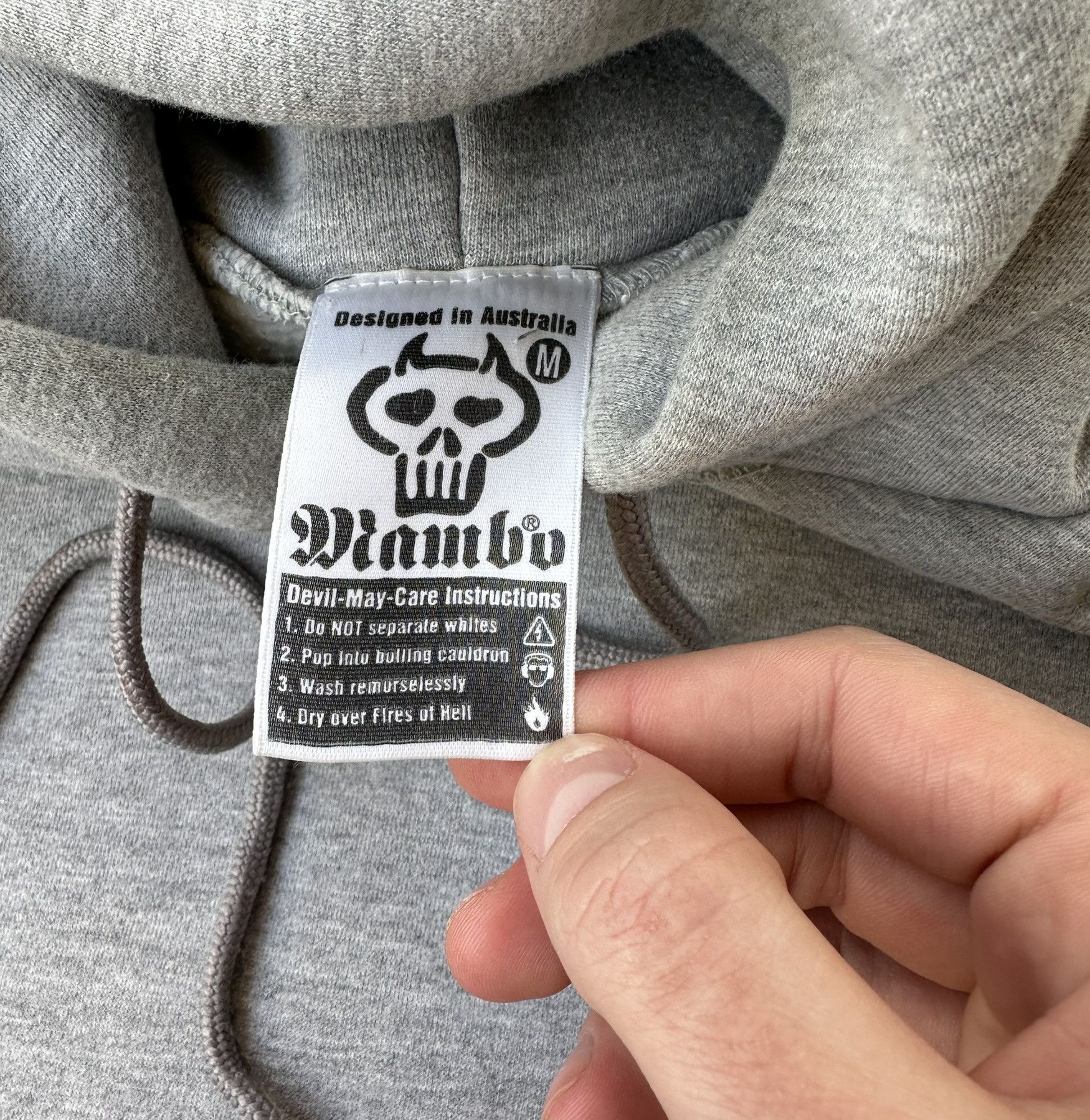 Mambo Mambo Australia men hoodie boxy skate y2k Size US M / EU 48-50 / 2 - 7 Thumbnail