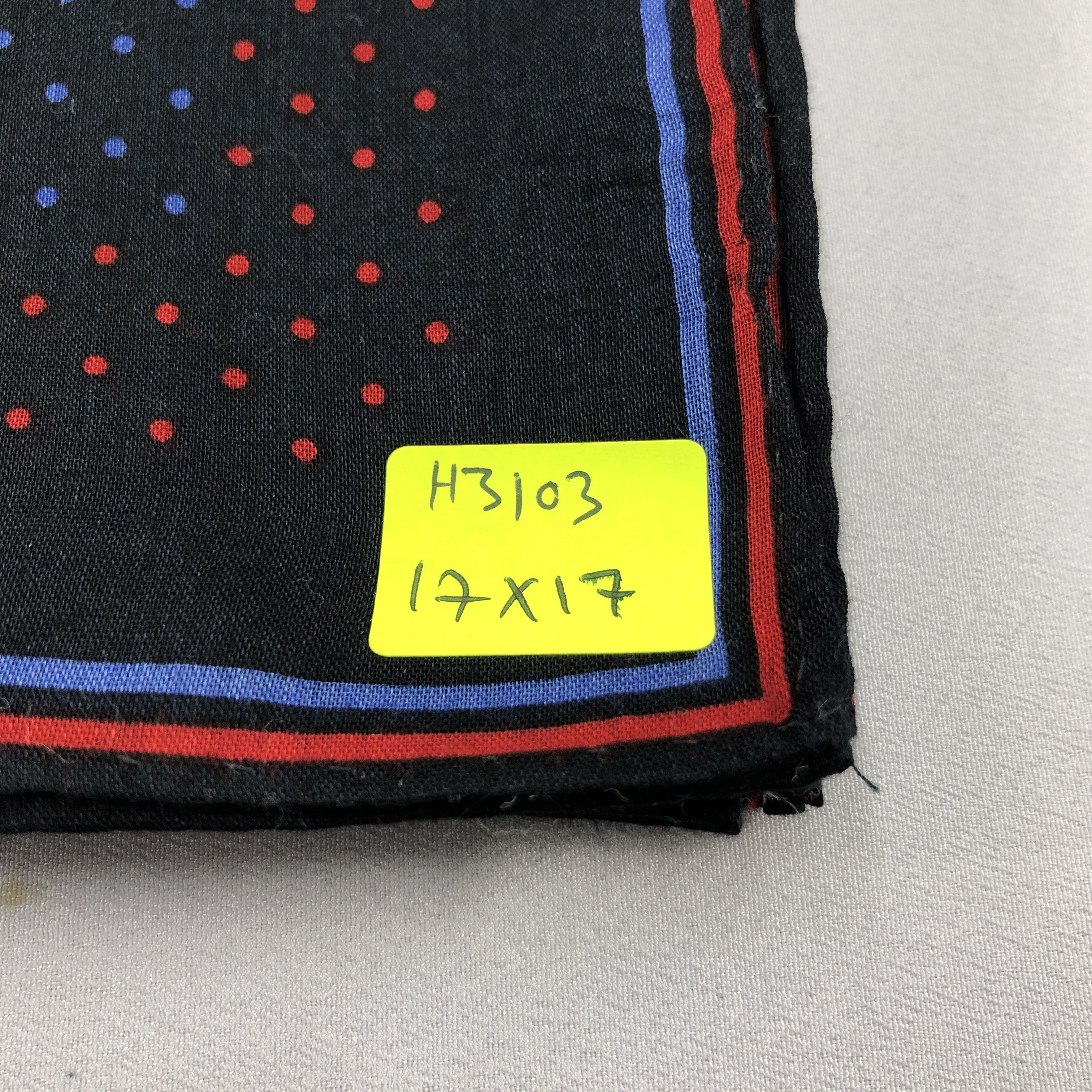 Givenchy Givenchy Handkerchief Neckerchief Bandana H3103 Size ONE SIZE - 6 Thumbnail