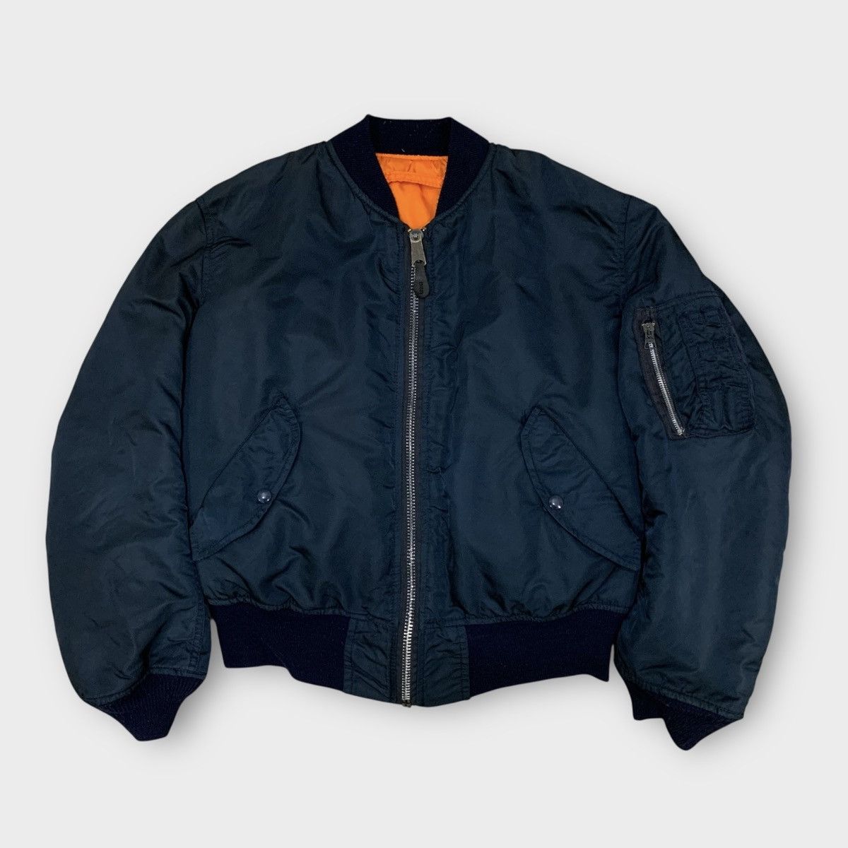 Alpha Industries VINTAGE 1990s USAF MA 1 FLIGHT BOMBER JACKET REVERSIBLE Size US M / EU 48-50 / 2 - 3 Thumbnail