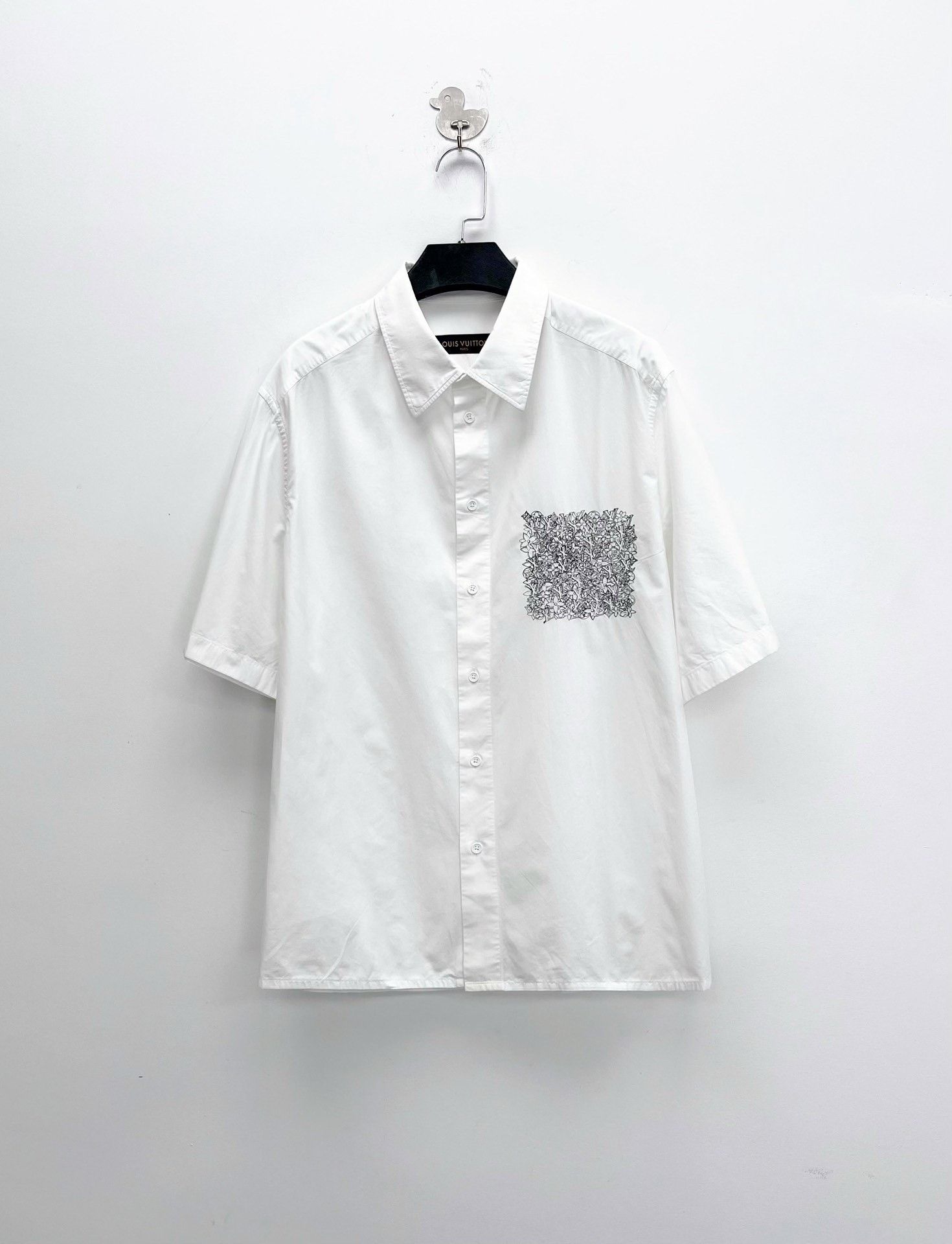 Louis Vuitton Louis Vuitton Embroidered Sketch Floral Shirt Size US S / EU 44-46 / 1 - 1 Thumbnail