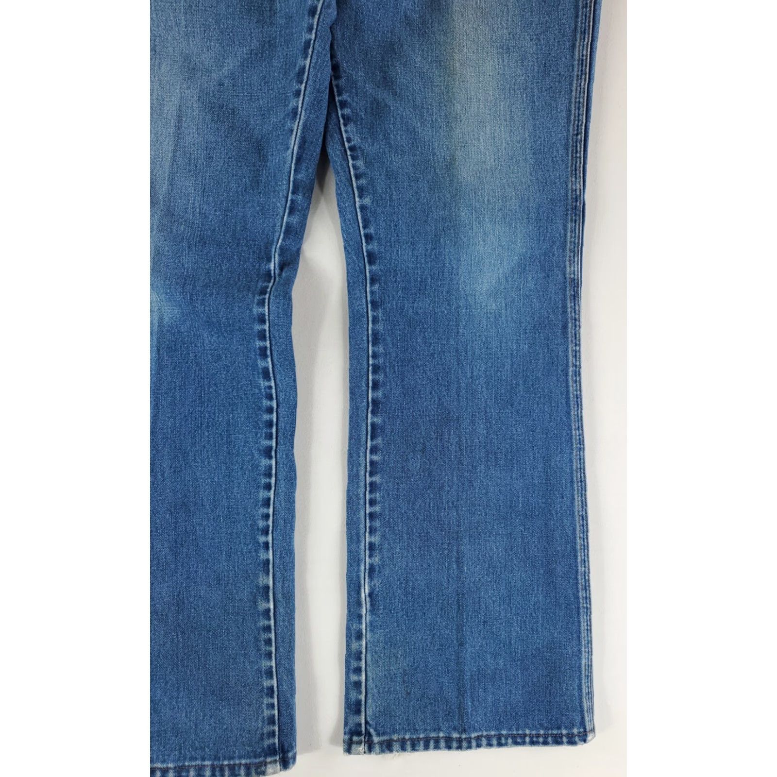 Wrangler VINTAGE Wrangler Bootcut Jeans 70s 80s Blue Mens 36 Inseam 32 36x33 36x32 Actual 82611NV Size US 36 / EU 52 - 7 Thumbnail