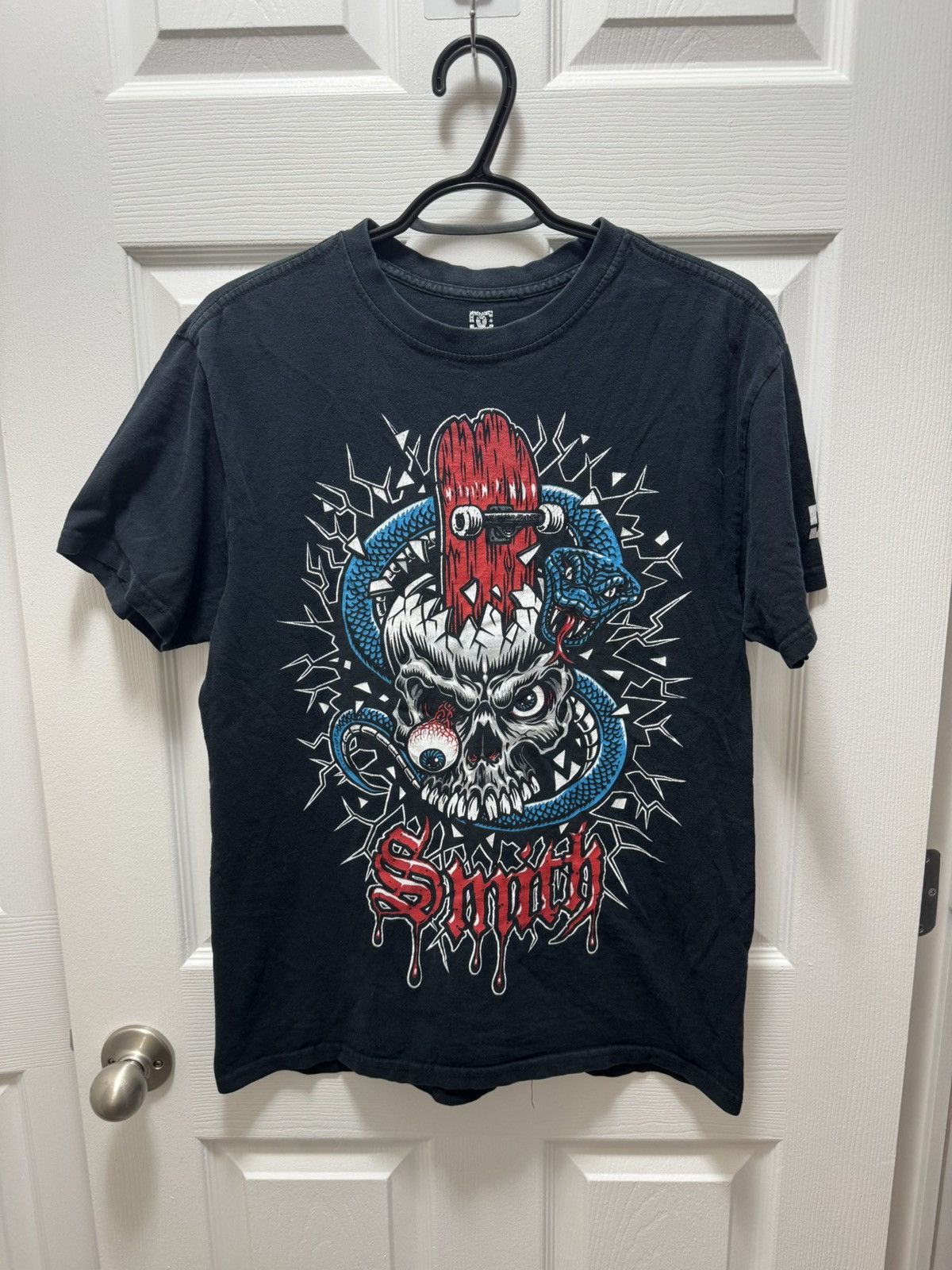 DC DC Skateboarding Evan Smith Skull Snake Vintage Tattoo Graph Size US M / EU 48-50 / 2 - 1 Thumbnail