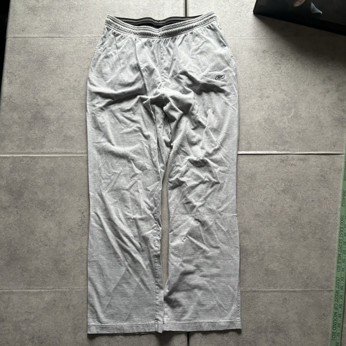 Reebok Y2k gray baggy wide leg reebok sweatpants Size US 32 / EU 48 - 1 Thumbnail