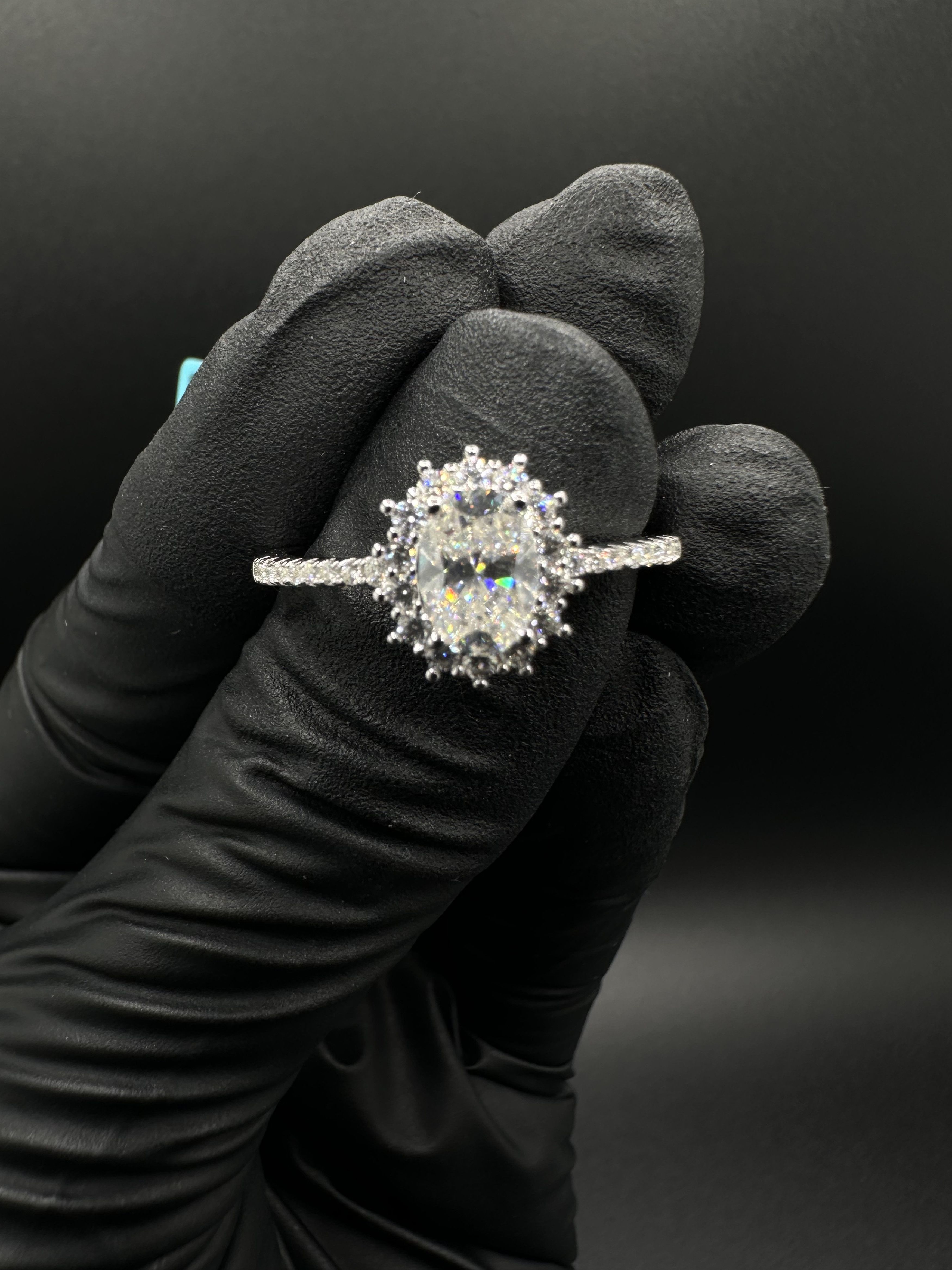 Jewelry MOISSANITE OVAL SOLITAIRE MULTI STONE .925 STERLING SILVER Size ONE SIZE - 1 Thumbnail
