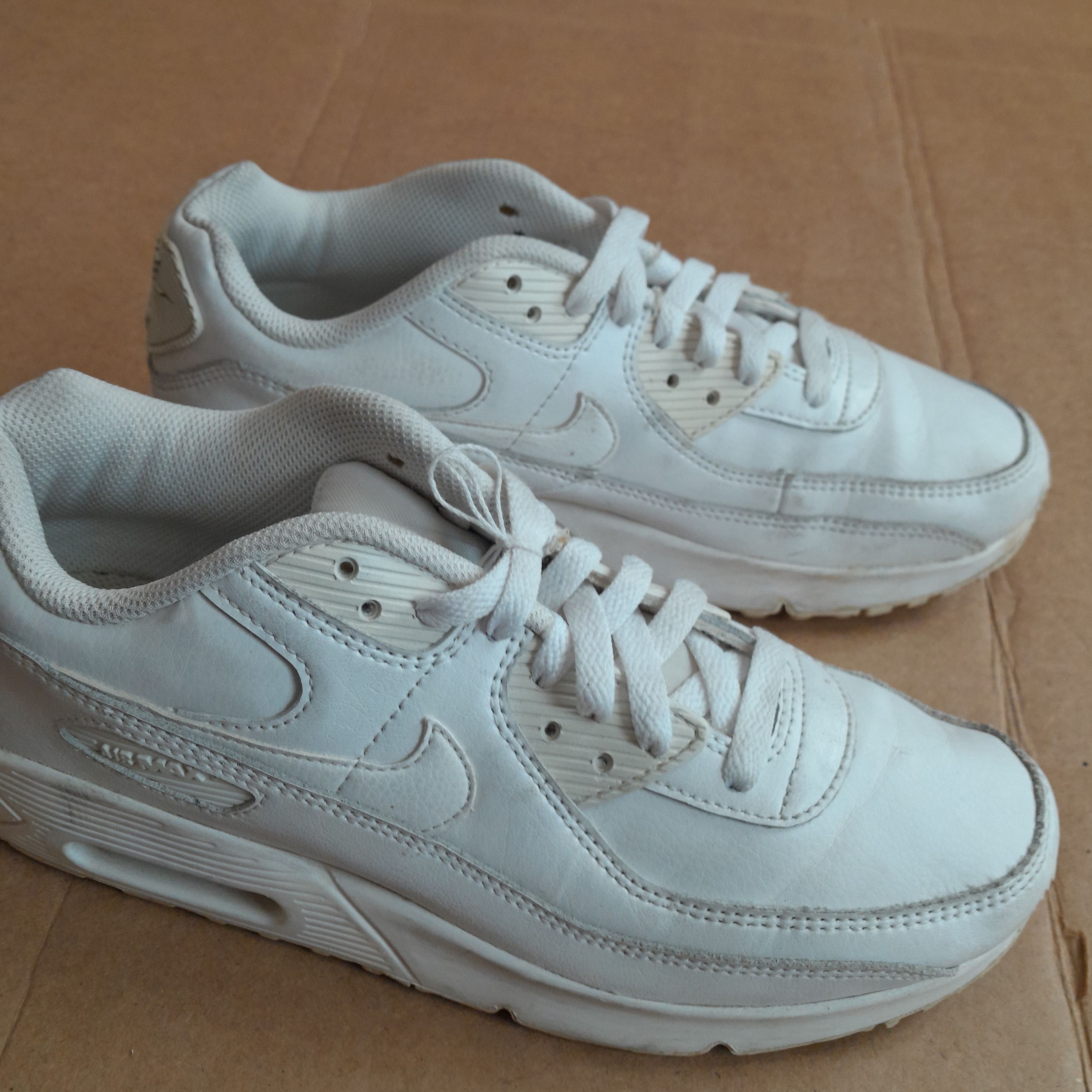 Nike Nike Air Max 90 LTR (GS) Women's Sneakers Size 8.5 Size US 8.5 / IT 38.5 - 7 Thumbnail