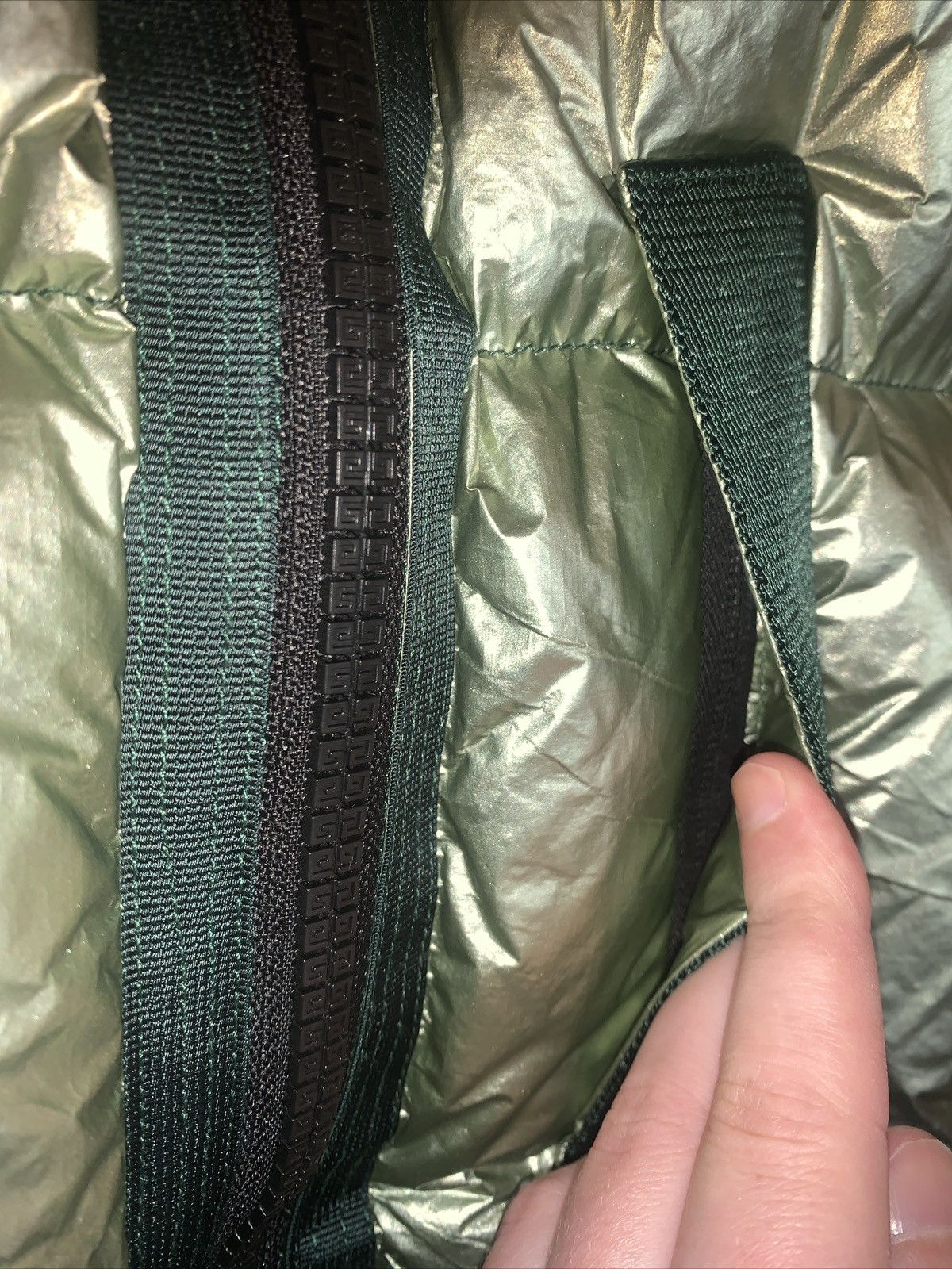 Givenchy Givenchy MMW Laminated Down Vest Forest Green Size 48 Medium Size US M / EU 48-50 / 2 - 3 Thumbnail