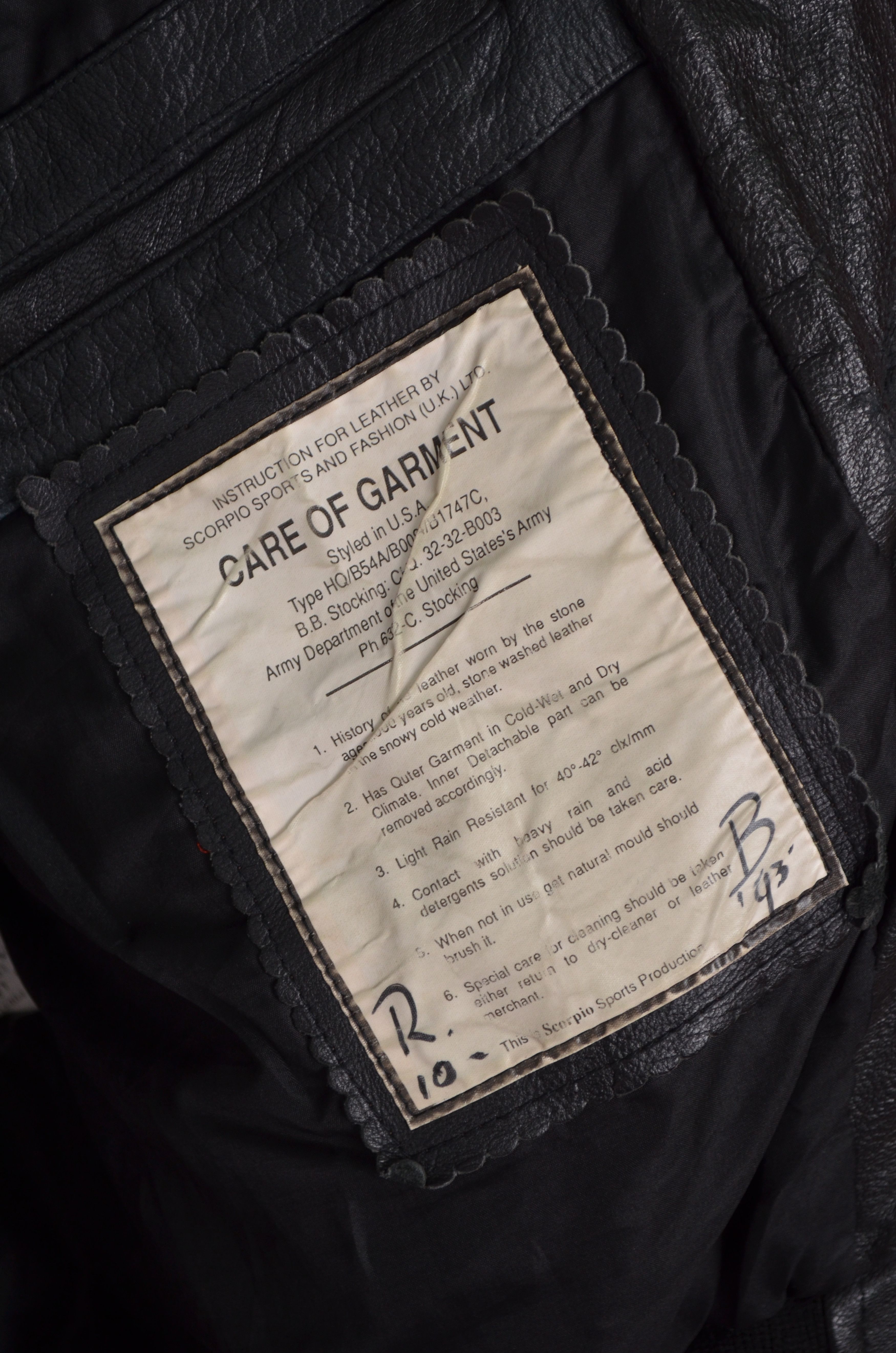 Vintage Vintage Leather Bomber Jacket Black Size XXL US Army Size US XXL / EU 58 / 5 - 10 Thumbnail