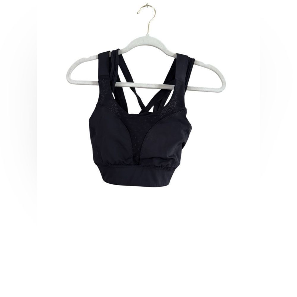Lululemon Lululemon black athletic bra snaps in the back razor back si Size M / US 6-8 / IT 42-44 - 5 Thumbnail
