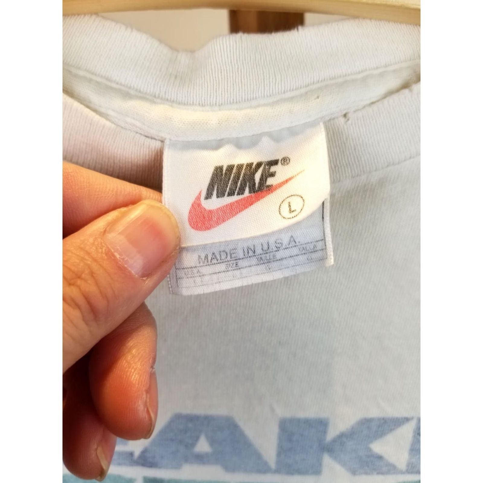 Nike VINTAGE 90' Nike T-Shirt YOU SERVE BIG BOY FADED WHITE SZ LARGE Mens Size US L / EU 52-54 / 3 - 5 Thumbnail