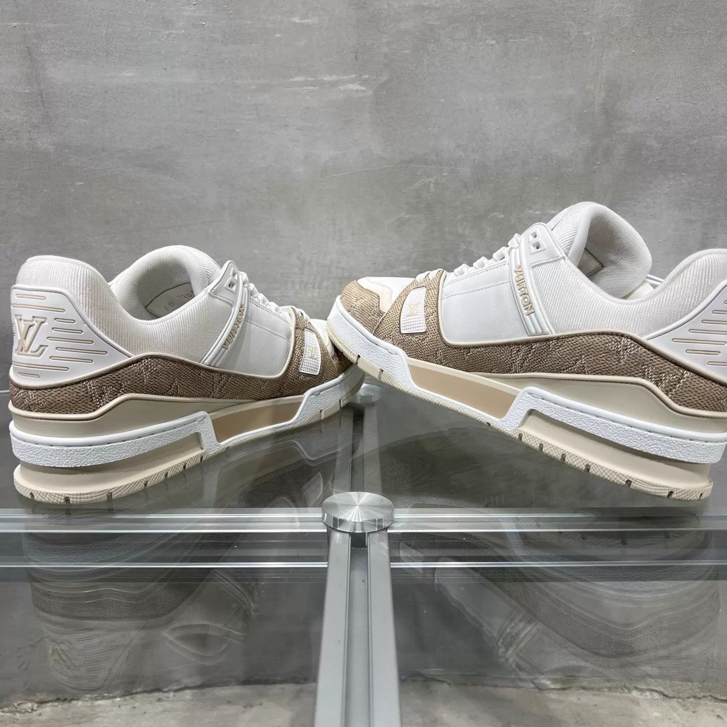 Louis Vuitton LV Trainer Cream Monogram UK8 42 New OG Box Size US 9 / EU 42 - 5 Thumbnail