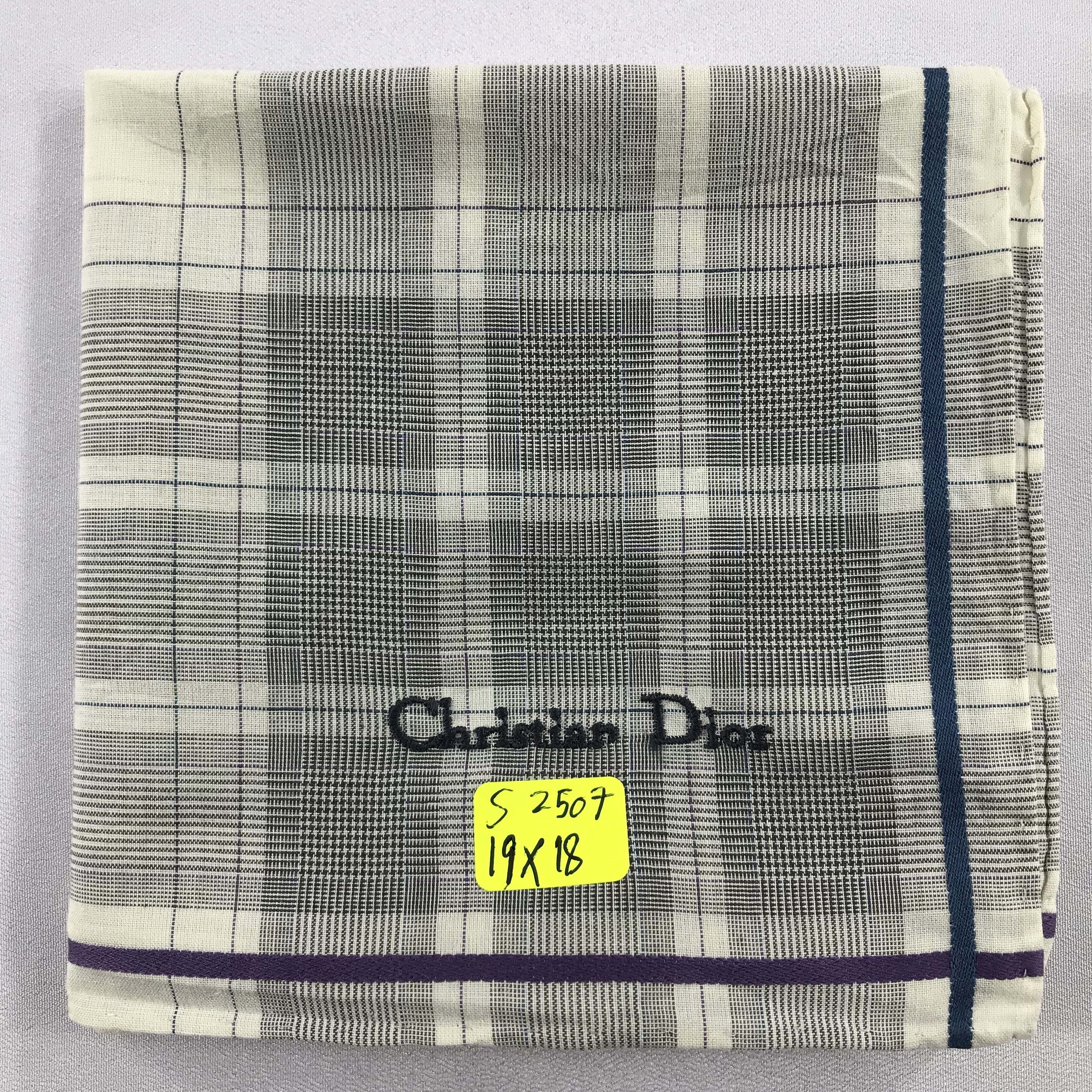 Vintage Christian Dior Bandana / Handkerchief / Neckerchief - S2507 Size ONE SIZE - 5 Thumbnail