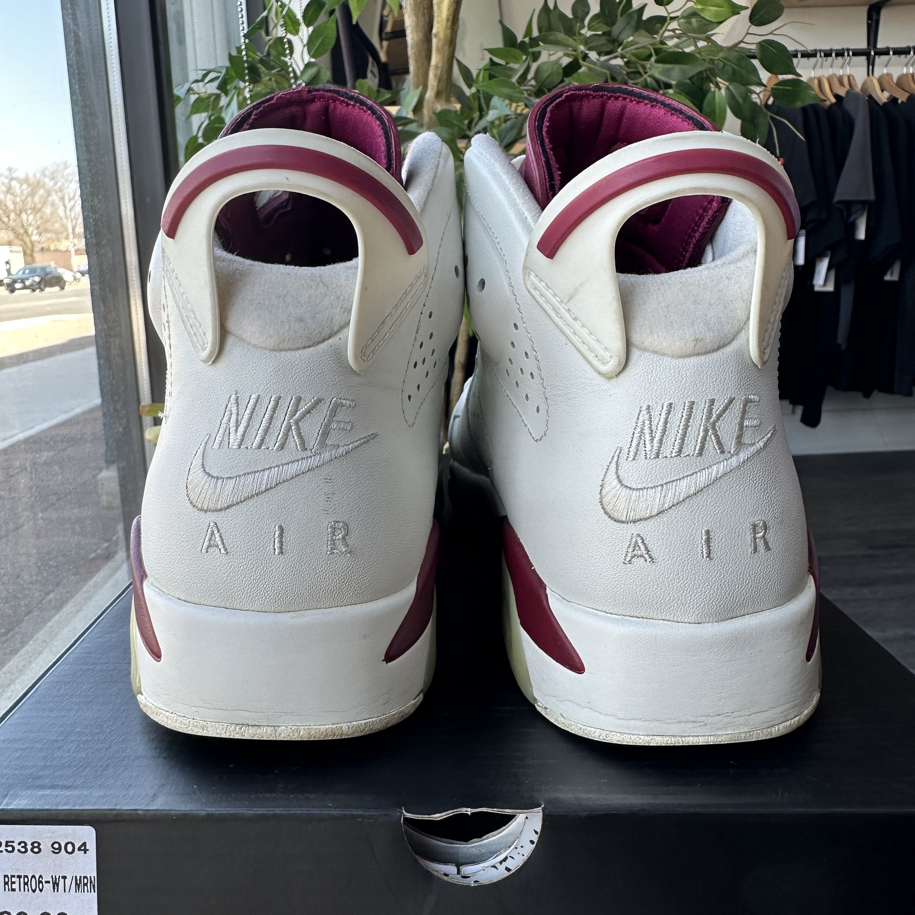 Jordan Brand Air Jordan 6 Size US 9.5 / EU 42-43 - 3 Thumbnail
