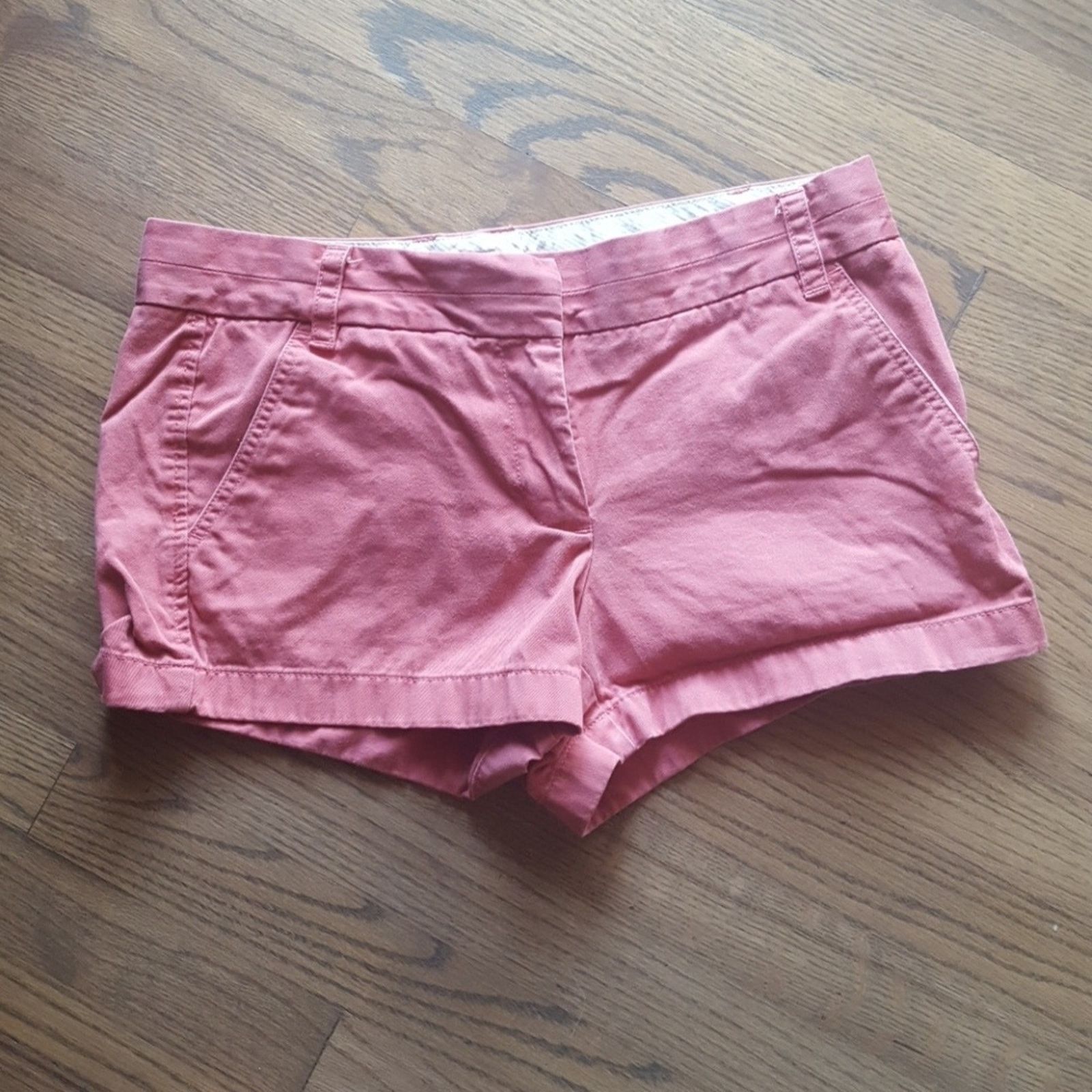 J.Crew J. Crew Broken-In Chino Shorts Size 28" / US 6 / IT 42 - 1 Thumbnail