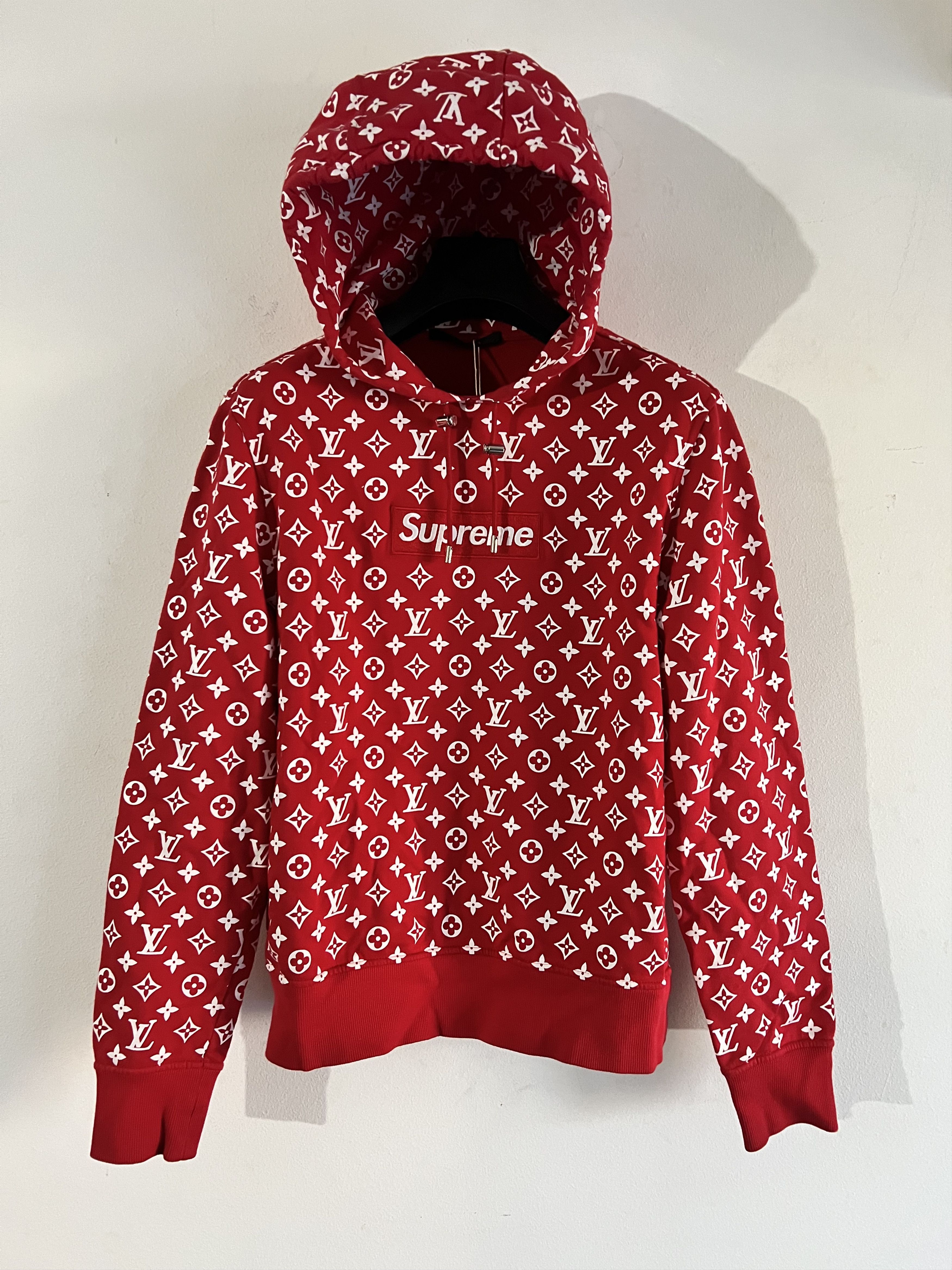 Louis Vuitton × Supreme Louis Vuitton x Supreme Box Logo Hoodie Size US S / EU 44-46 / 1 - 5 Thumbnail