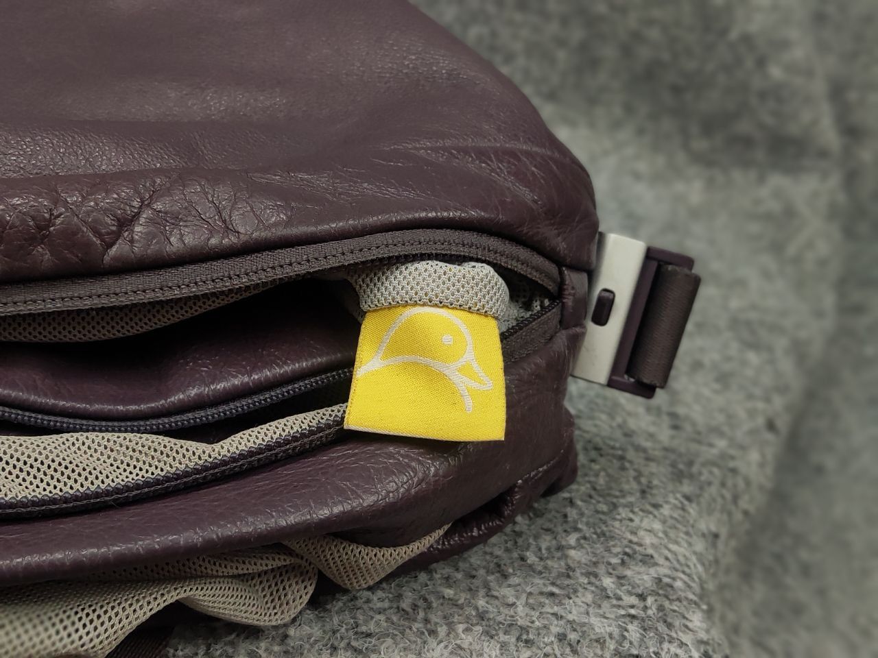 Mandarina Duck Mandarin Duck Design Dark purple leather Crossbody Bag Size ONE SIZE - 22 Thumbnail