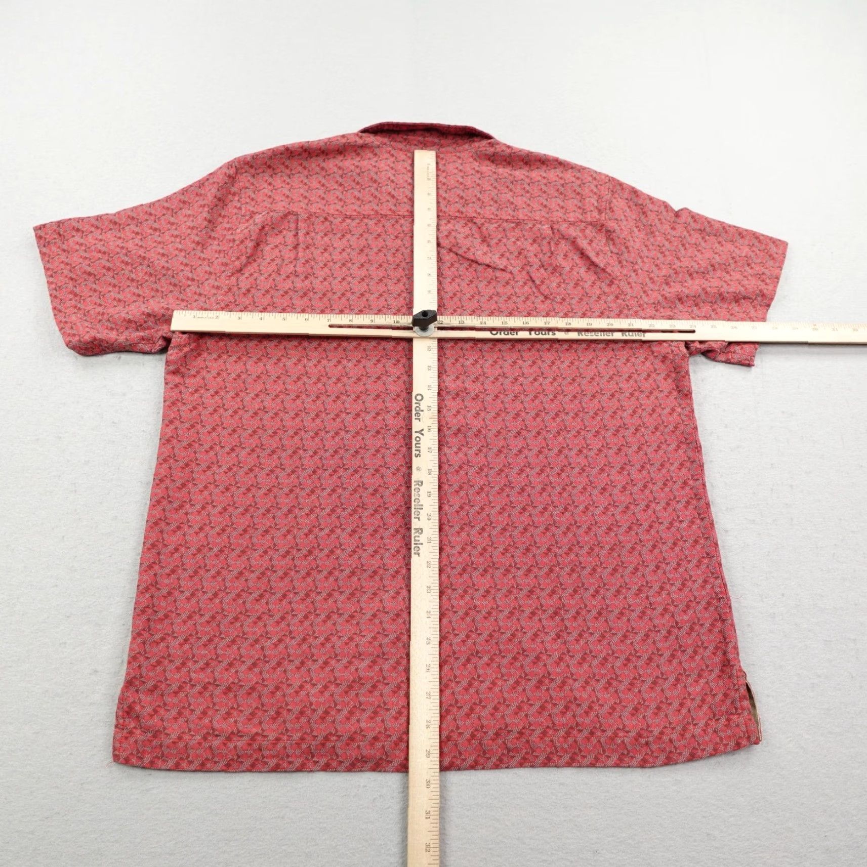 Tommy Bahama Tommy Bahama Shirt Mens Large Red Abstract Silk Blend Hawaiian Aloha Camp Button-Up Short Sleeve Geometric Beach Mens Size US L / EU 52-54 / 3 - 7 Thumbnail