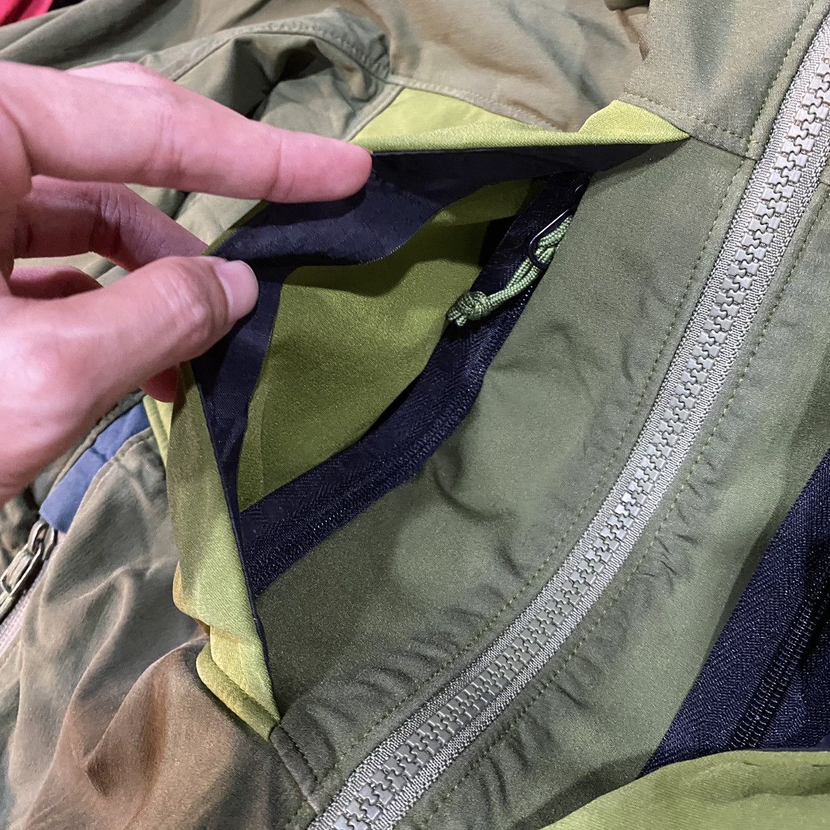Arc'teryx × Vintage Arcteryx Gamma MX Softshell Jacket Size US S / EU 44-46 / 1 - 12 Thumbnail