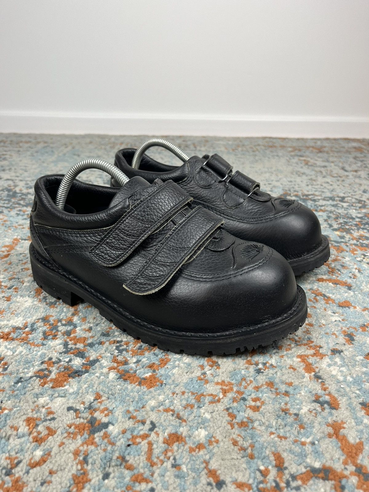 Vintage Vintage y2k Huge Oversized low top boots real leather crazy Size US 7 / EU 40 - 3 Thumbnail
