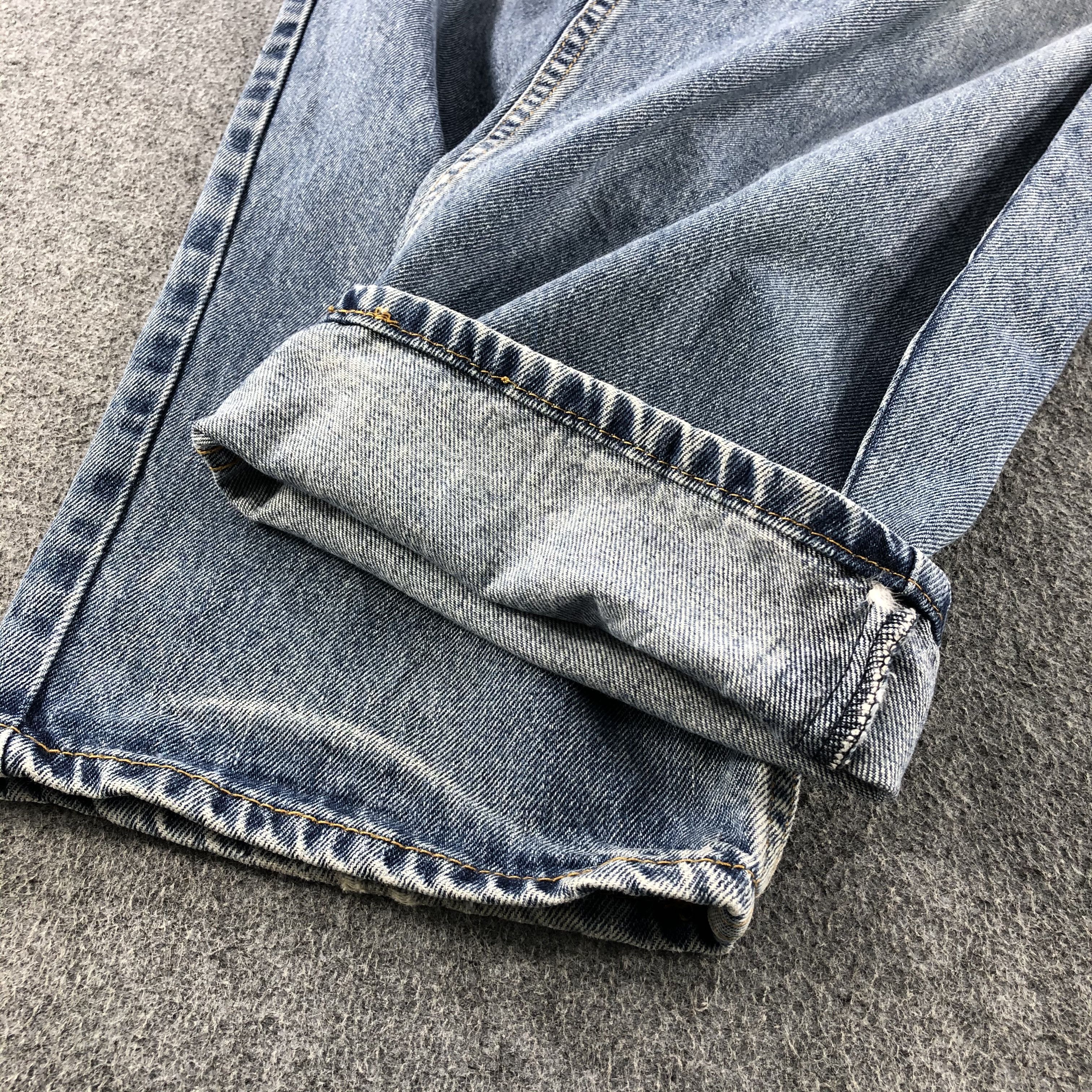 Levi's Vintage Levis 560 Light Wash Jeans- J1324 Size US 43 - 7 Thumbnail