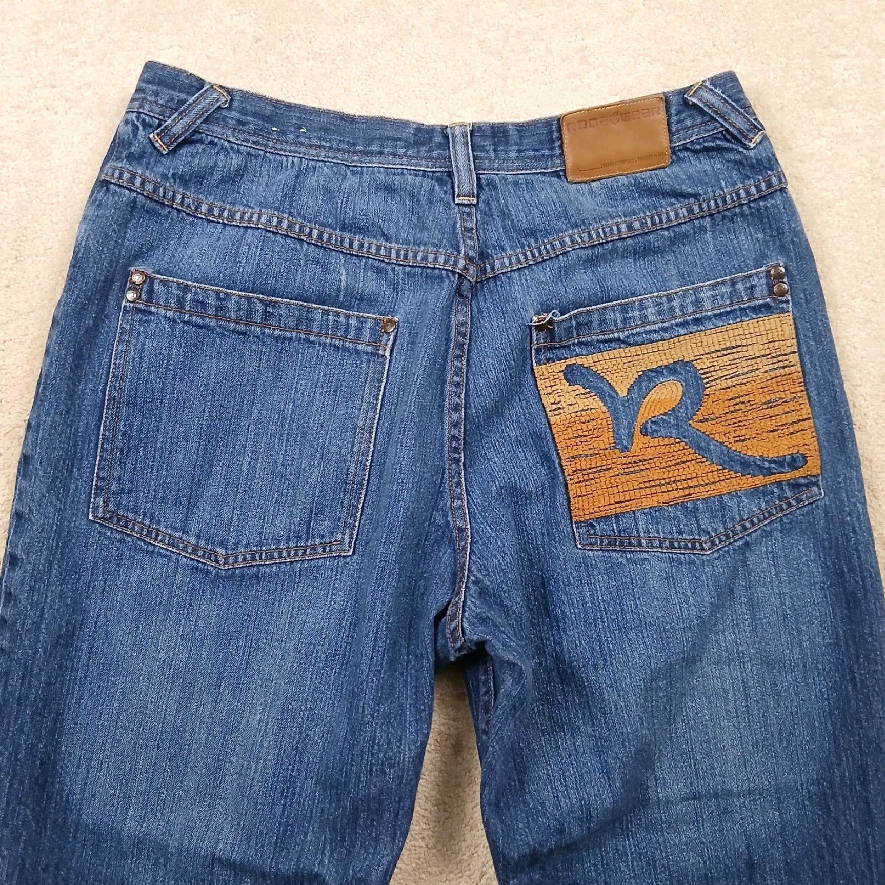 Rocawear VINTAGE Rocawear Jeans Mens 34x32 Baggy 5-Pocket Embroidered Pocket Blue Denim JNCO Y2K Hip Hop Mens Size US 34 / EU 50 - 2 Thumbnail