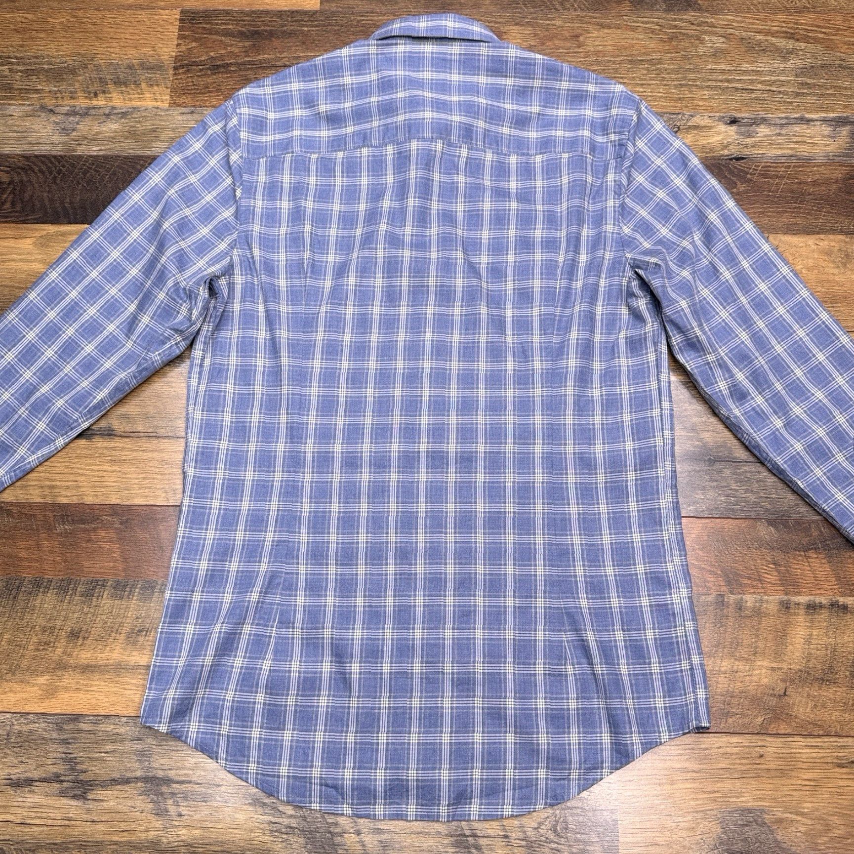 Perry Ellis Perry Ellis Slim Fit Shirt Small Blue Check Button Up New Men S Regular S Blue Check Slim Fit Button-Up Shirt Women? Size US S / EU 44-46 / 1 - 4 Thumbnail