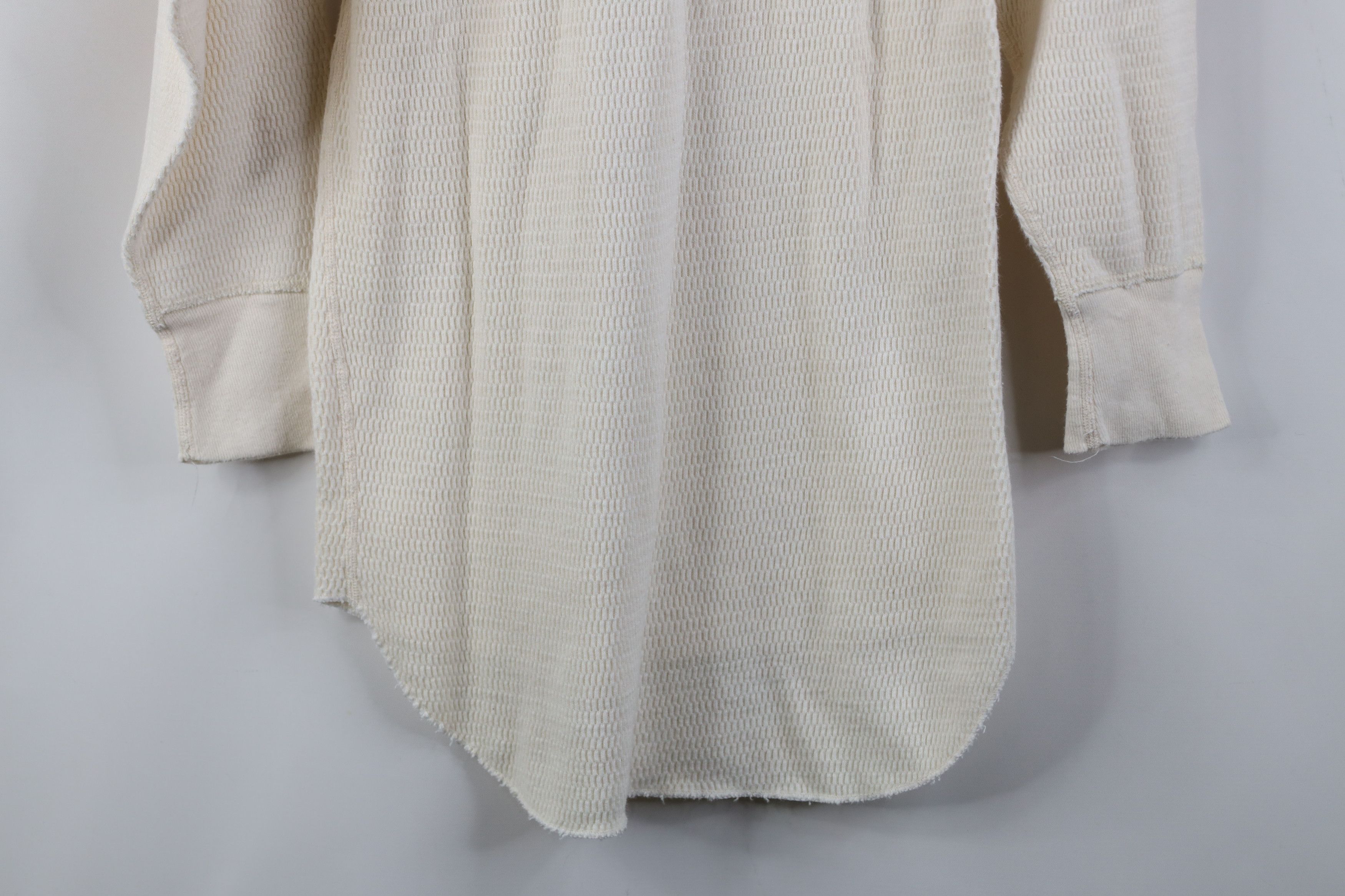 Vintage Vintage 70s Streetwear Waffle Knit Long Sleeve T-Shirt USA Size US L / EU 52-54 / 3 - 12 Thumbnail