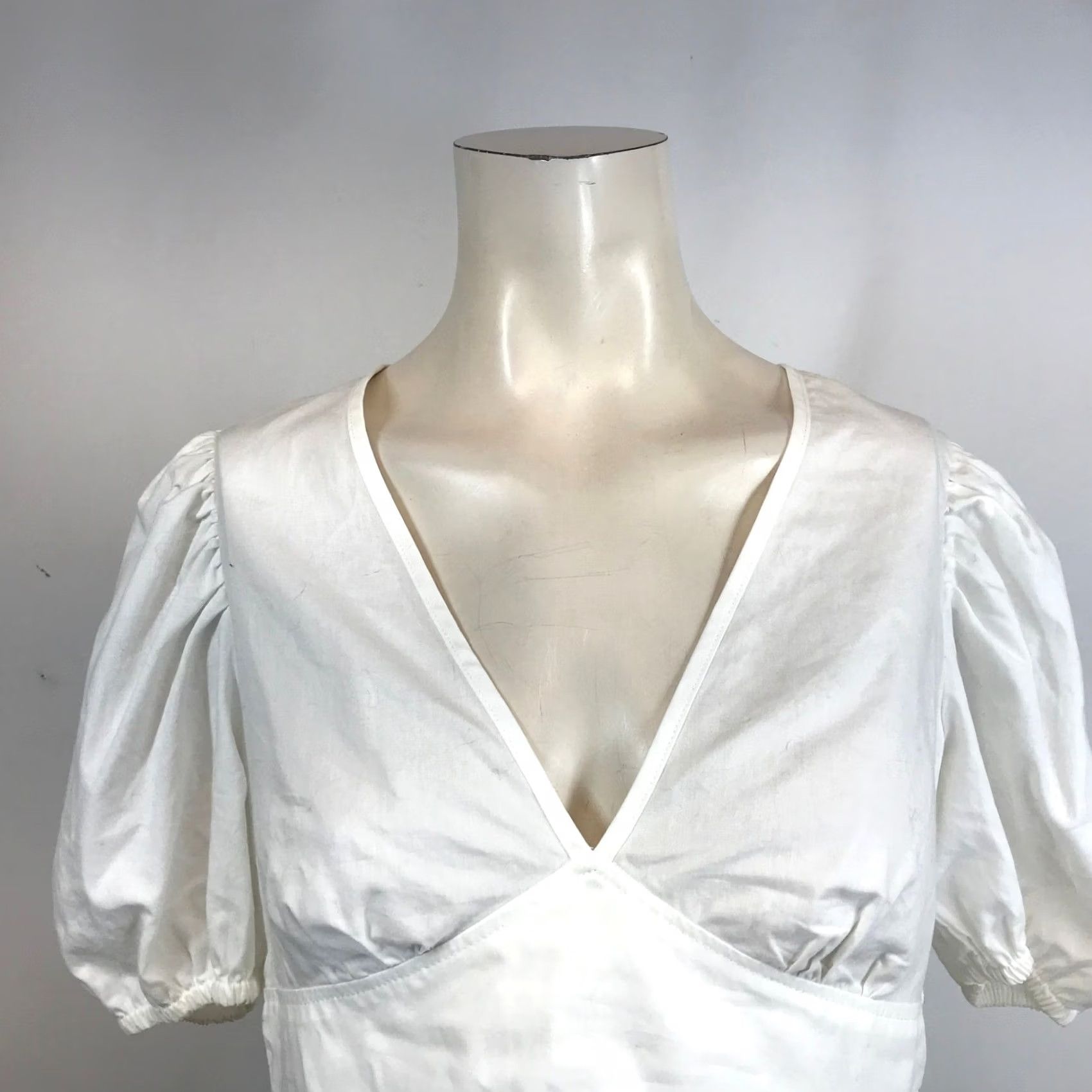Topshop TOPSHOP White Puff Sleeve Peplum V-Neck Button Back Blouse Top US 6 UK 10 Size M / US 6-8 / IT 42-44 - 2 Thumbnail