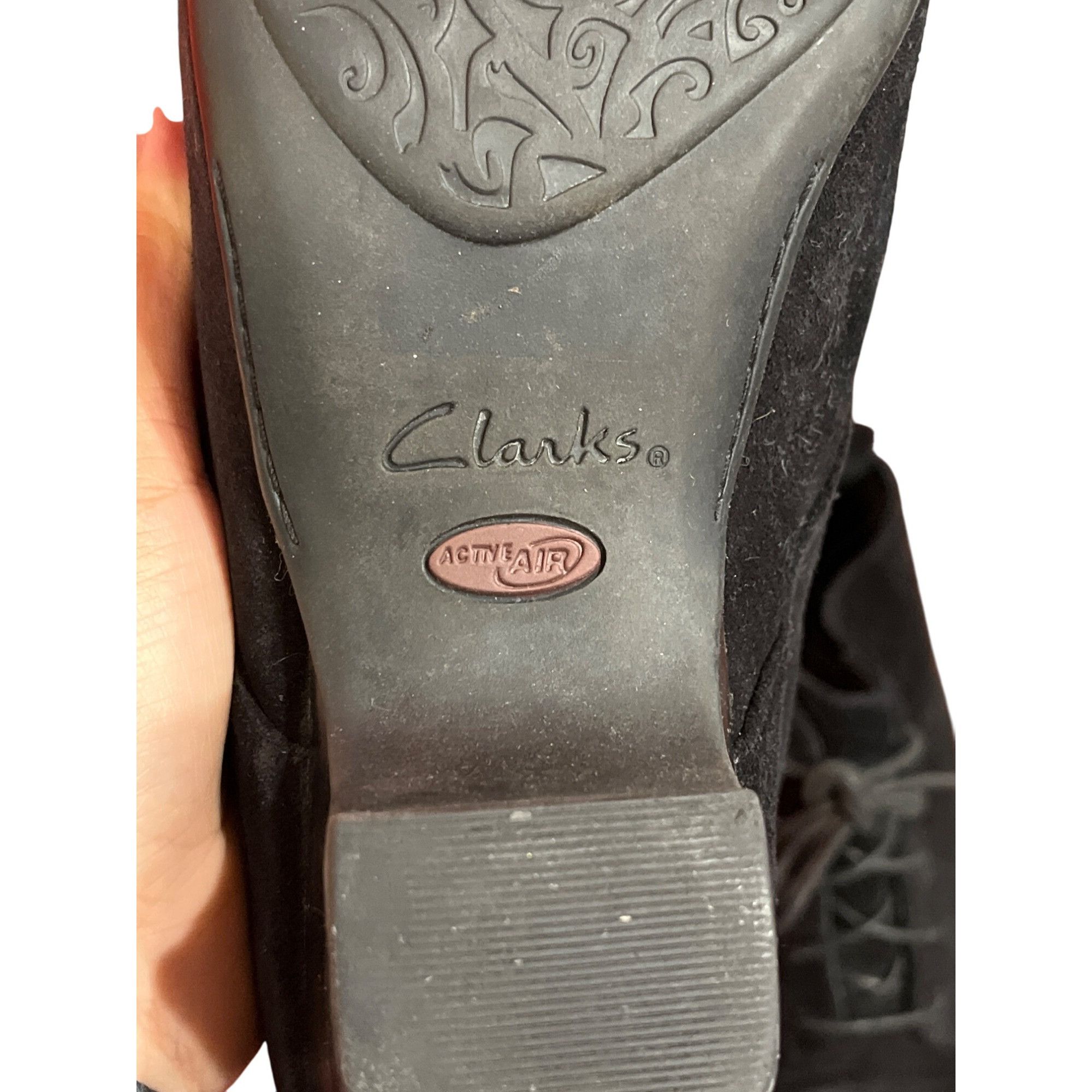 Clarks Clarks Active air Womens Black Suede Ankle Boots SZ 8 SKU 89 Size US 8 / IT 38 - 7 Thumbnail