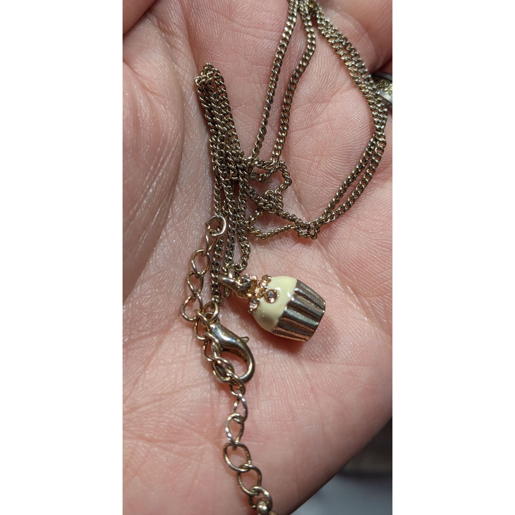 Other Dainty Rhinestone Cupcake Pendant Necklace Rose Gold Tone Size ONE SIZE - 5 Thumbnail