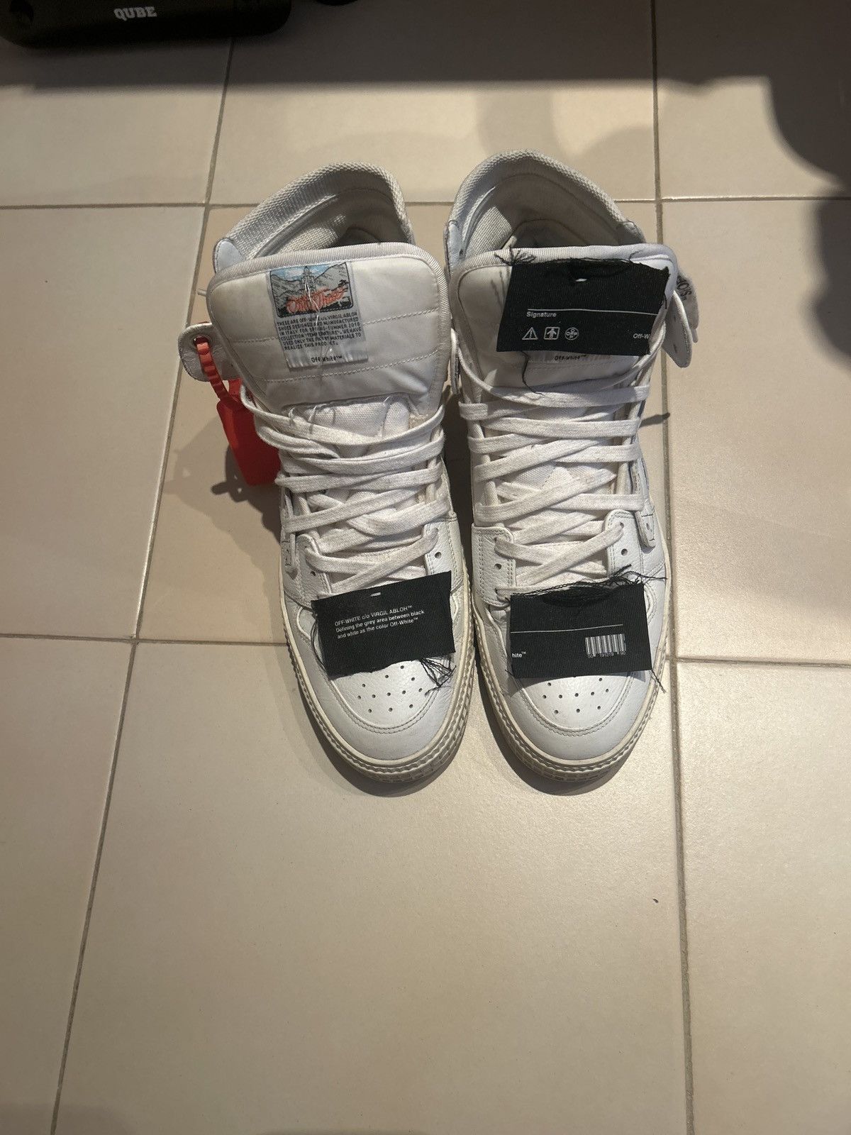 Off-White Off White Off-Court 3.0 Sneakers Size US 9 / EU 42 - 2 Thumbnail