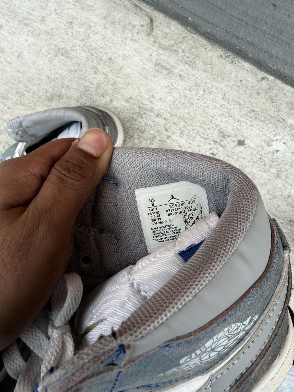 Jordan Brand jordan 1 hyper royal Size US 8 / EU 41 - 6 Thumbnail