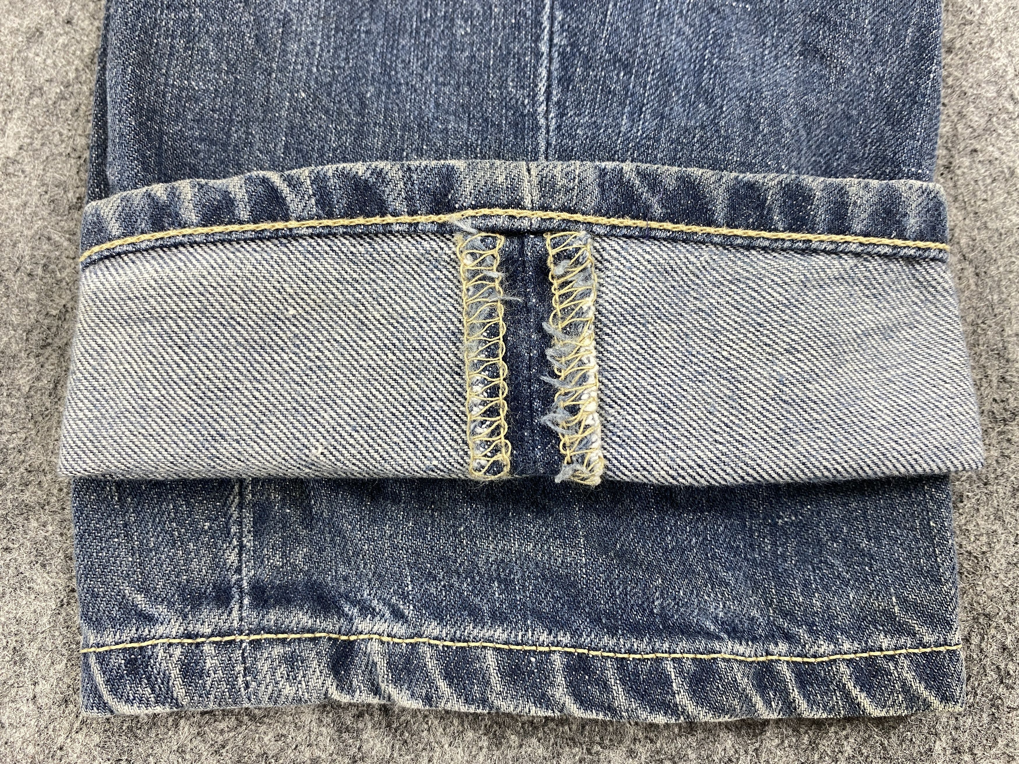 Levi's Blue Distressed Vintage Levi's Engineered 31x32 Denim SJ056 Size US 31 - 10 Thumbnail