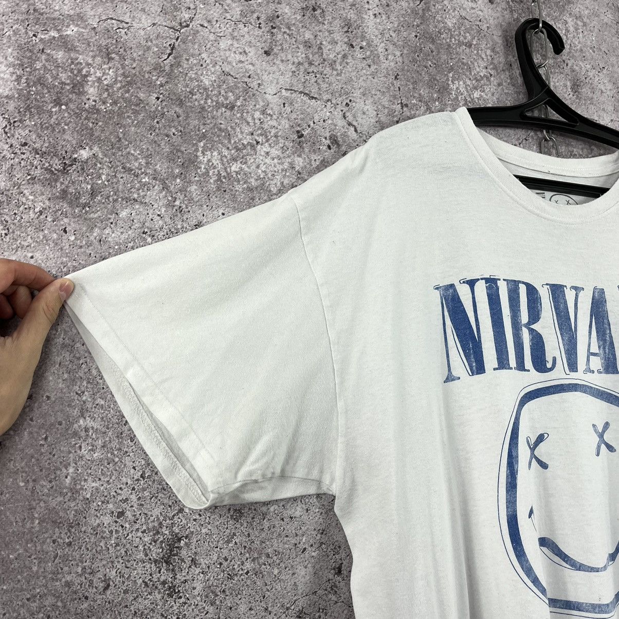Band Tees Nirvana T-Shirt Big Logo Smile Y2K White Size Large L Size US L / EU 52-54 / 3 - 2 Thumbnail
