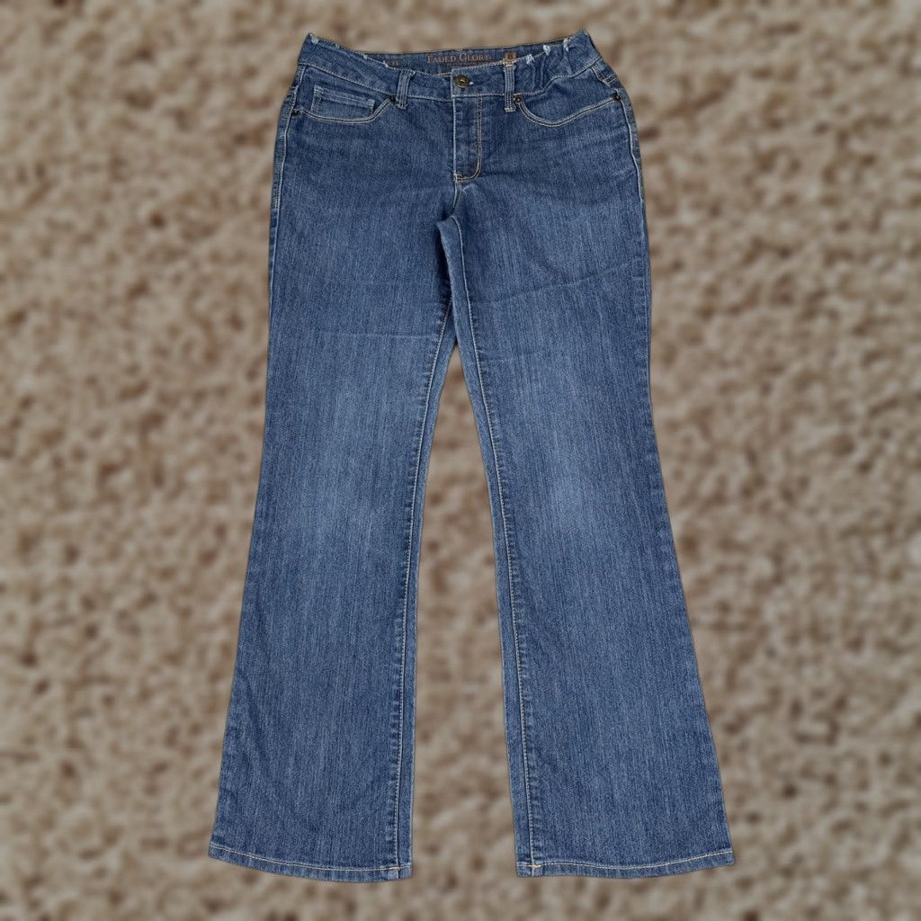 Faded Glory Faded Glory Jeans Womens 8 Bootcut 28x31 Blue Medium Wash Mid Rise Stretch 5-Pocket Denim Shirt? Size 30" / US 8 / IT 44 - 1 Thumbnail