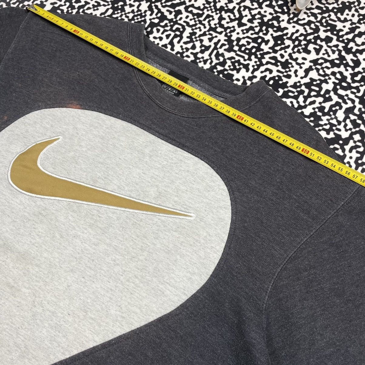 Nike Vintage 90s Nike Team Retro Rebone Distreessed Sweatshirt Size US L / EU 52-54 / 3 - 16 Thumbnail