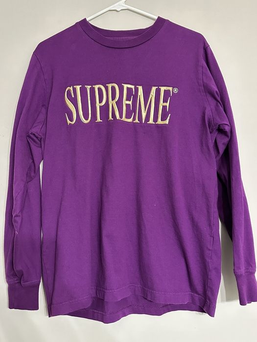 Supreme gold hot sale logo long sleeve