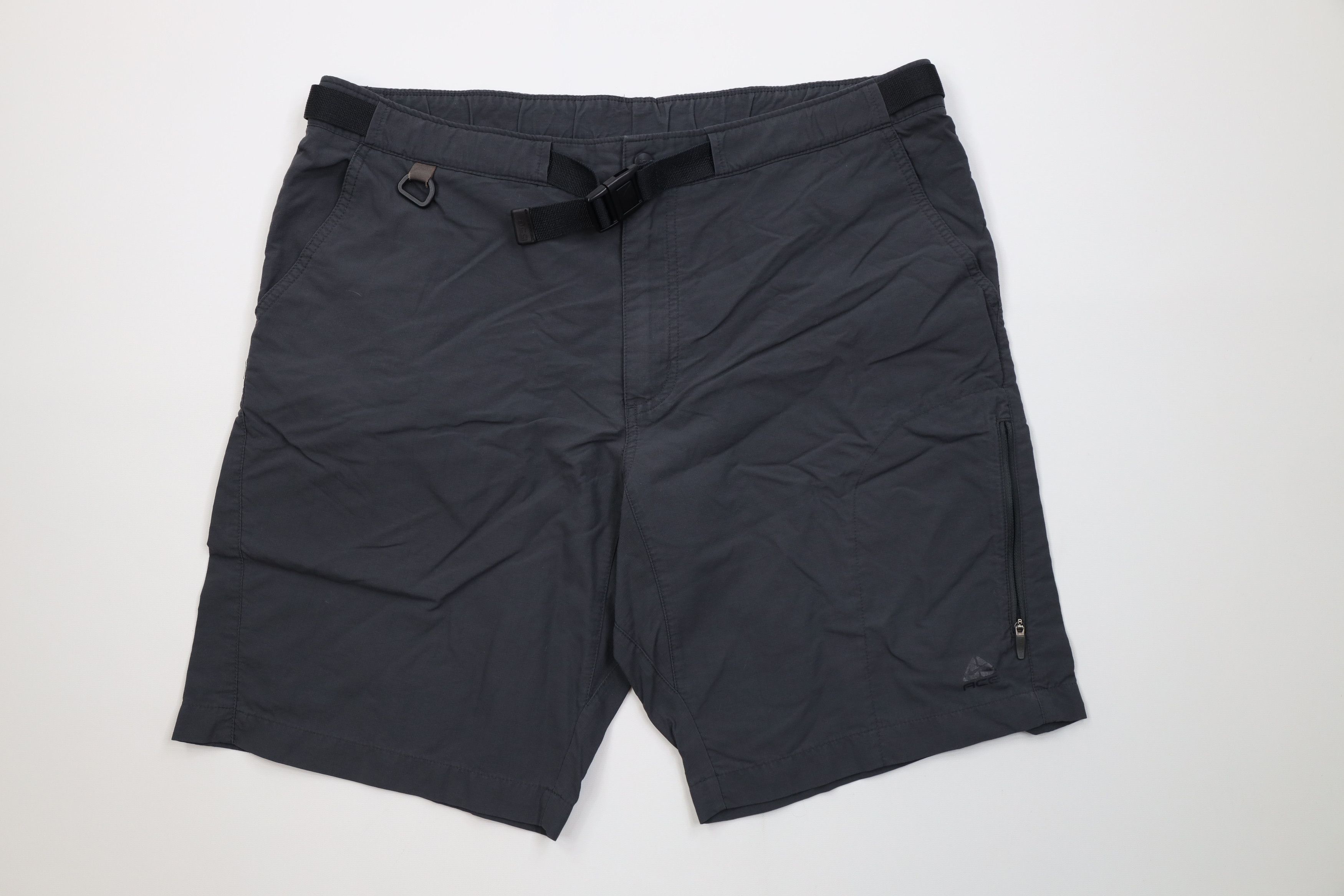 Nike Vintage Nike ACG Mini Swoosh Belted Trekking Hiking Shorts Size US 36 / EU 52 - 1 Thumbnail