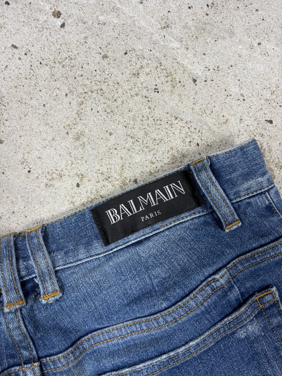 Balmain Balmain Paris Distressed Style Jeans Denim Pants Size US 32 / EU 48 - 22 Thumbnail