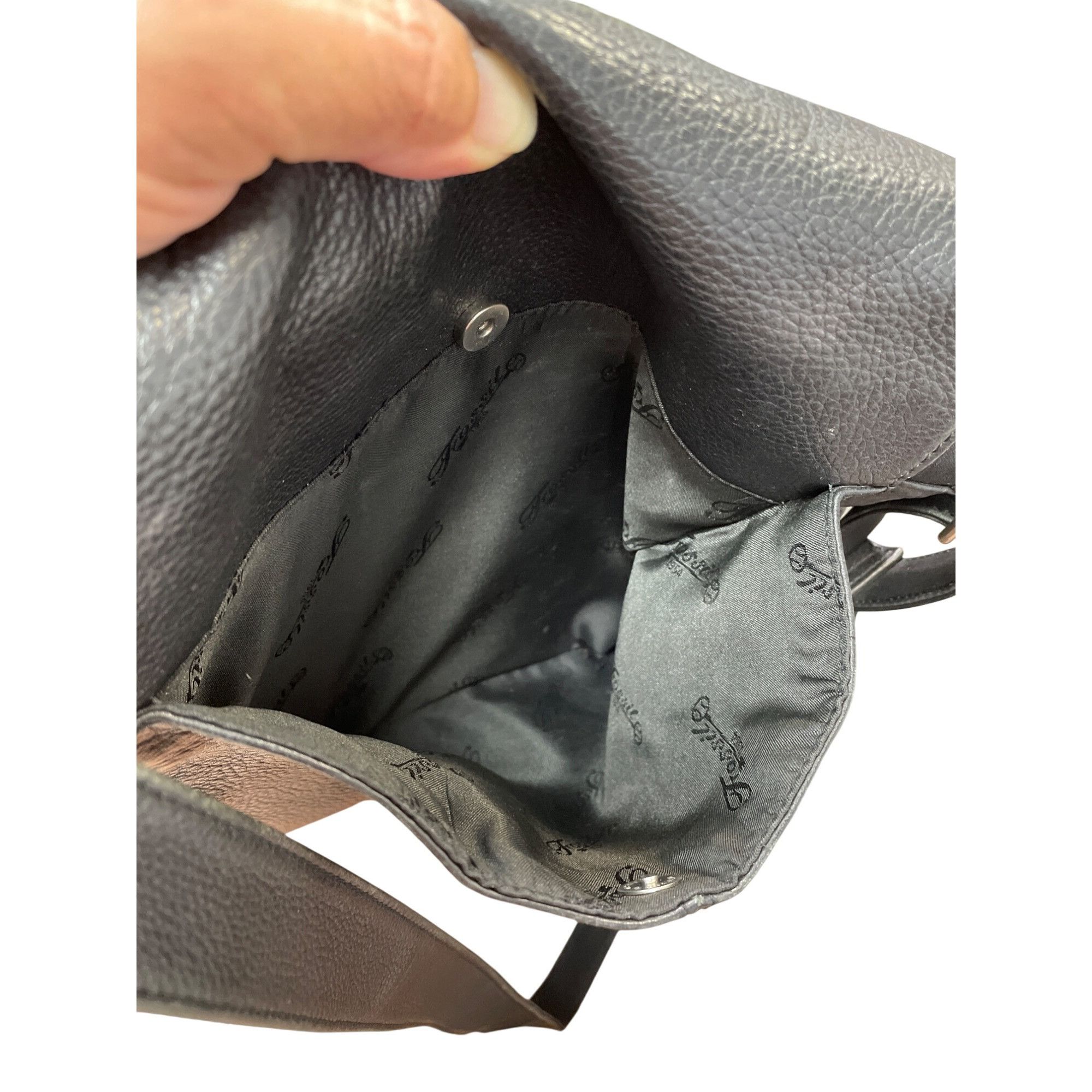 Fossil Fossil womans Black Leather Crossbody Messenger bag SKU 903 Size ONE SIZE - 7 Thumbnail