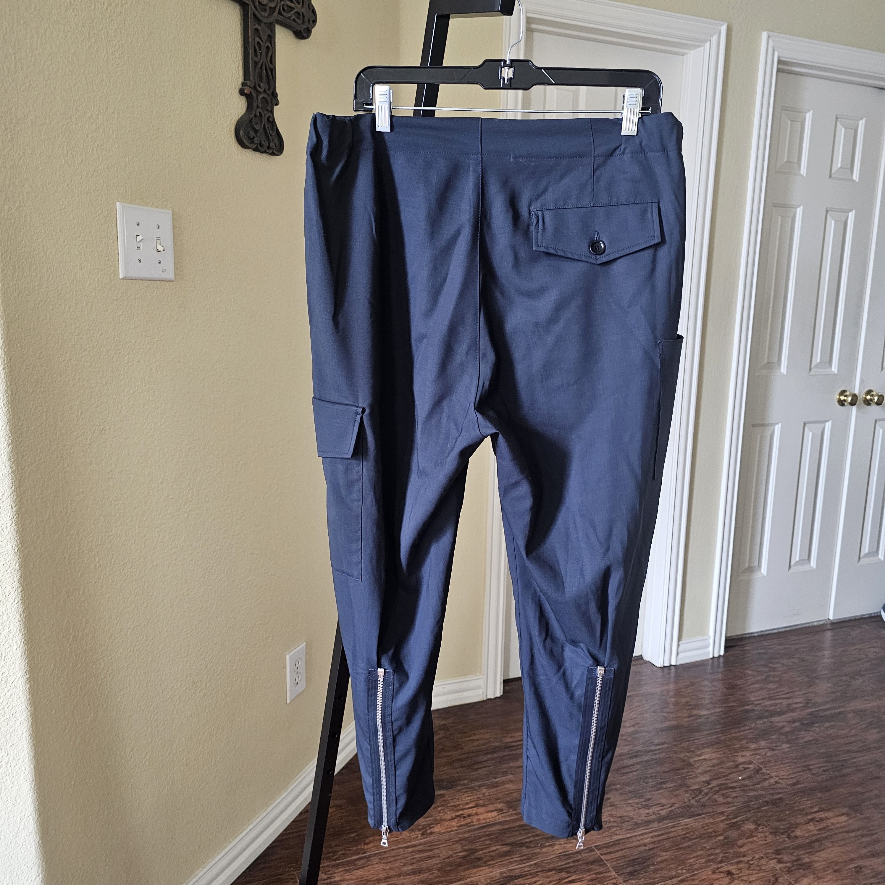 OAMC OAMC Men's Navy Cargo Pants Size 32 Size US 32 / EU 48 - 2 Thumbnail
